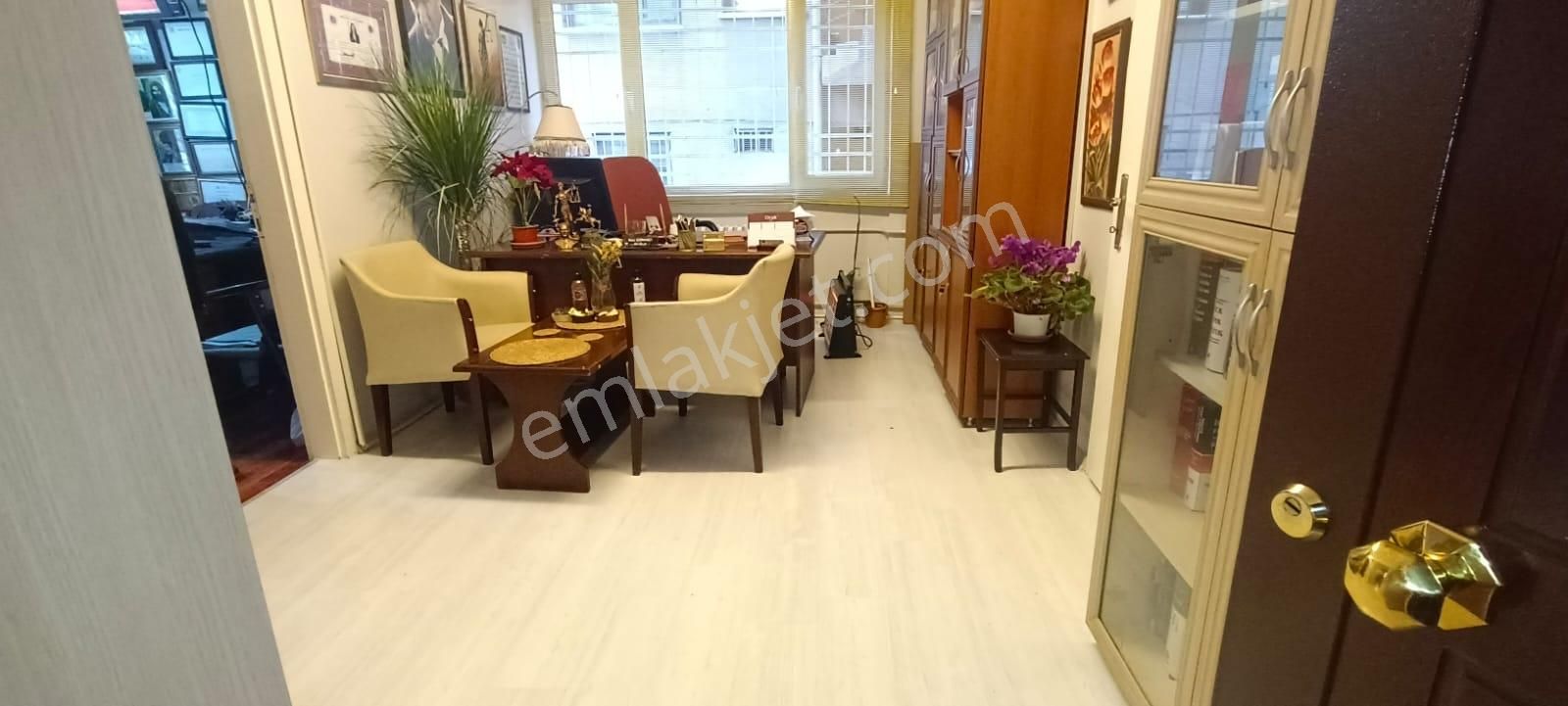 Kızılay'da Necatibey Caddesi Üzeri 2.katta 2+1 Ofis - Görsel 2