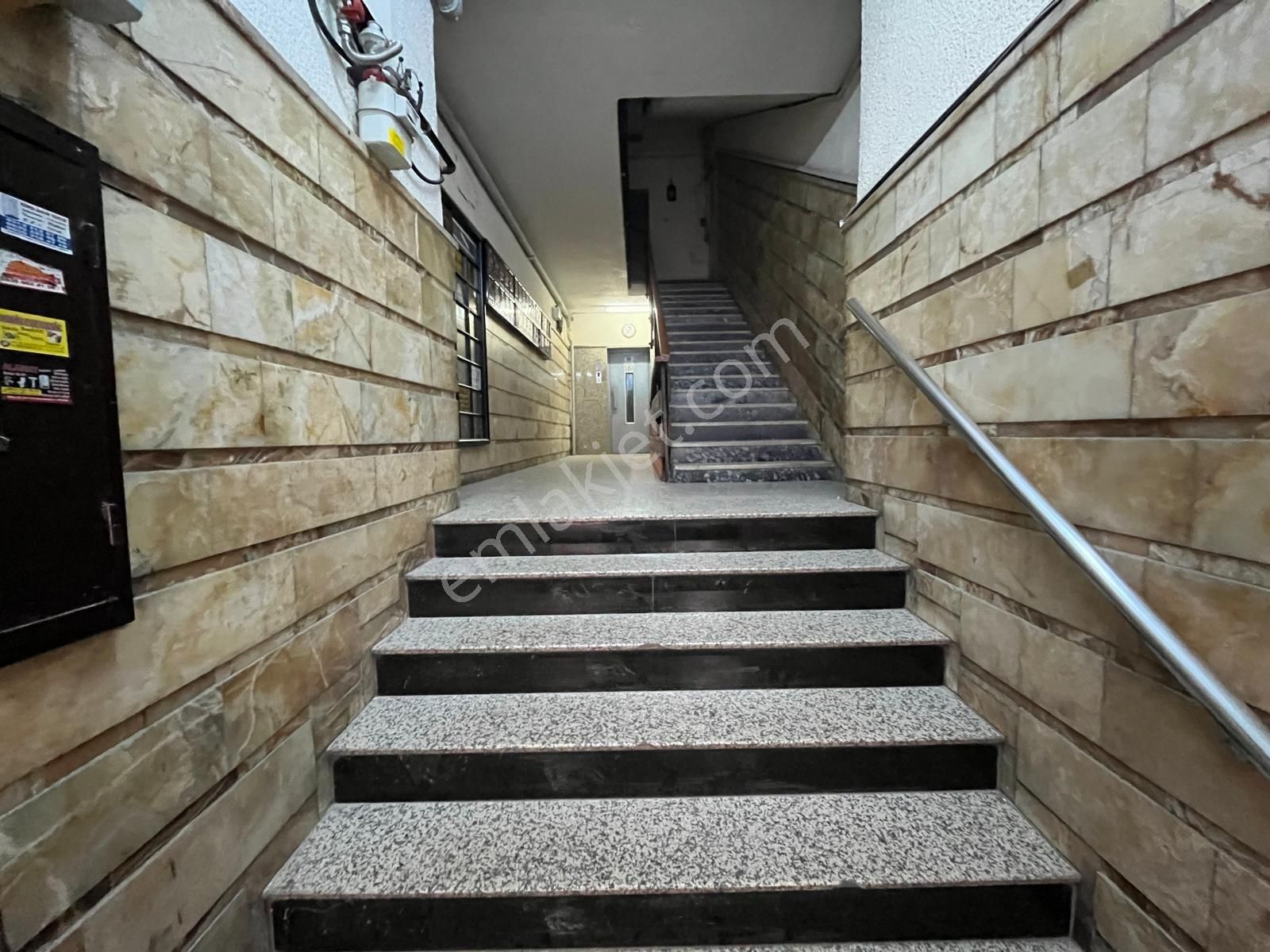 Kızılay'da Necatibey Caddesi Üzeri 2.katta 2+1 Ofis - Görsel 14