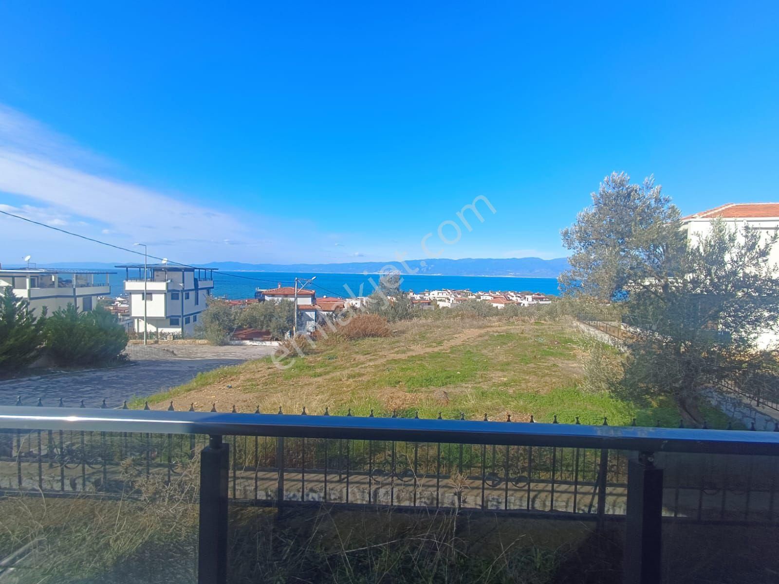 Karaağaç Gemiyatağı Mevkiiinde 3(1 Kapalı Mutfak Lüks Villa