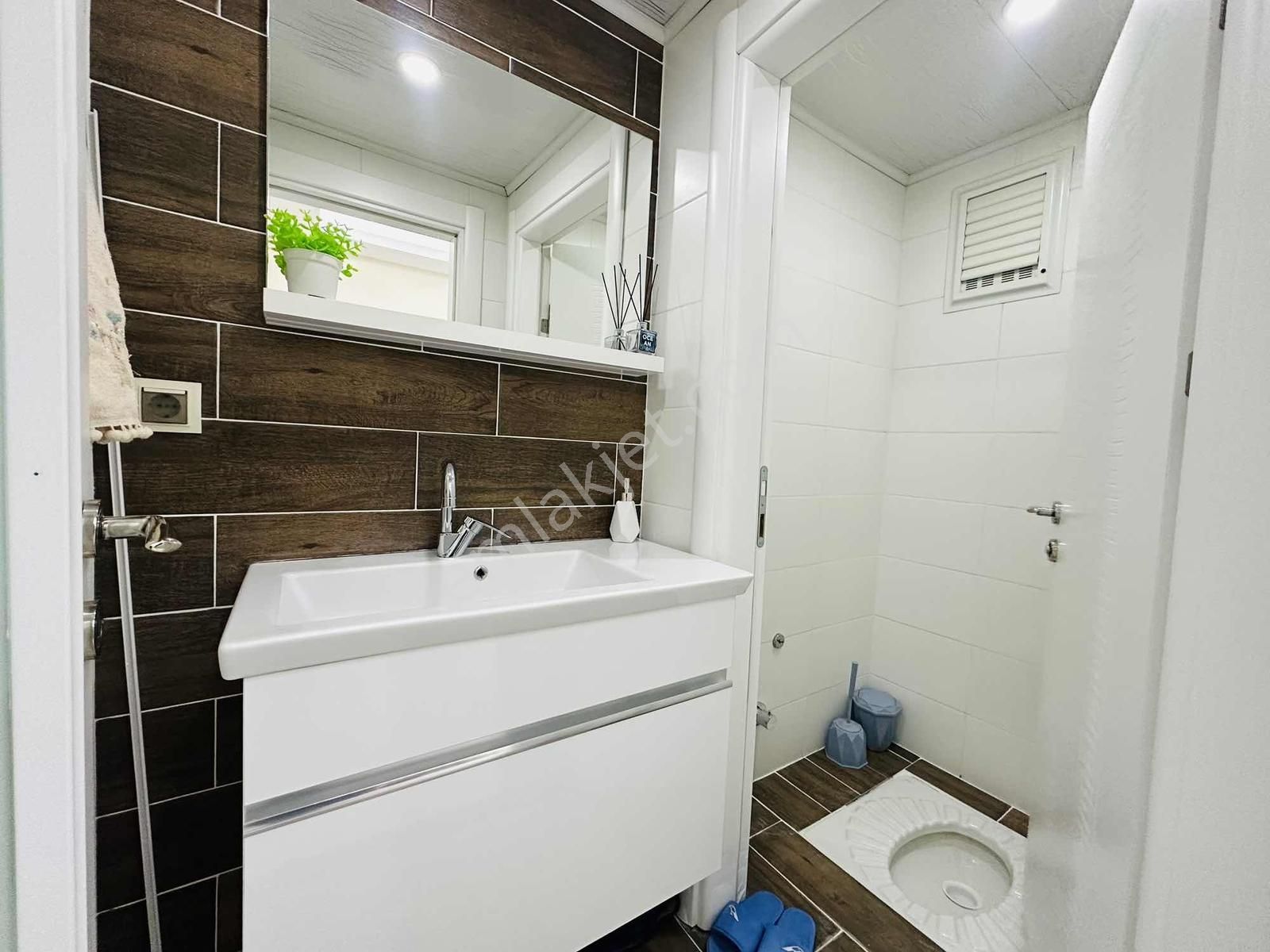 Serkentte İçi Ful Yapılı Giyinme Odalı Ebeveyn Bany. 3+1 Daire - Görsel 14