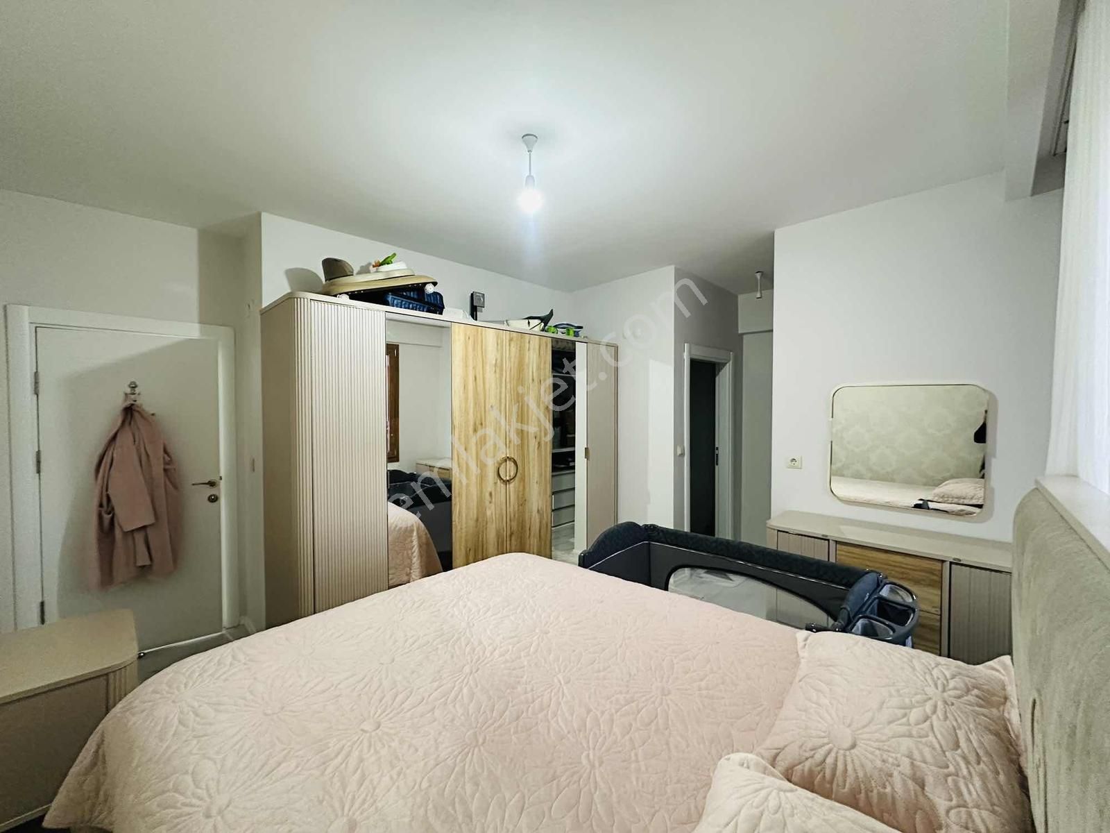 Serkentte İçi Ful Yapılı Giyinme Odalı Ebeveyn Bany. 3+1 Daire - Görsel 3