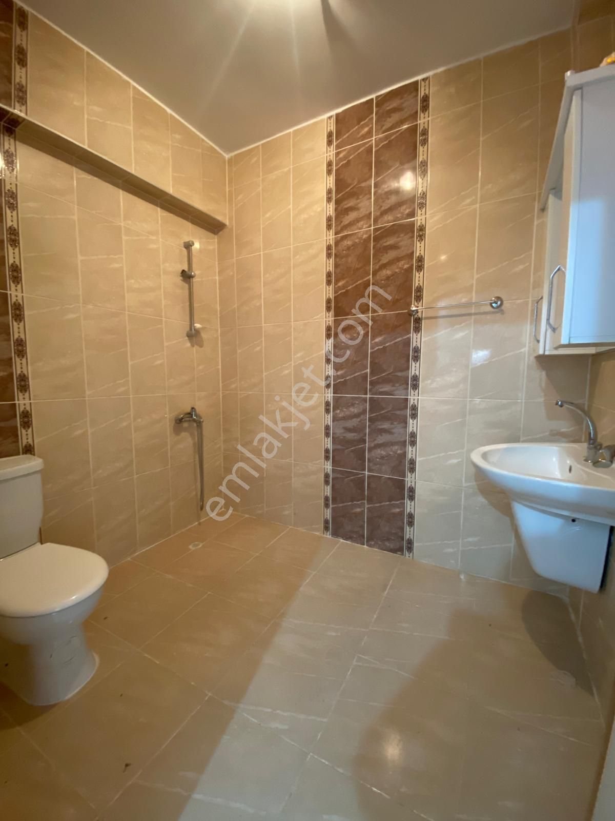 Altındağ - Karapürçek Mahallesi Uçaklı Park Yakınında Asansörlü 3+1 Satılık Fırsat Dairesi !!! - Görsel 15