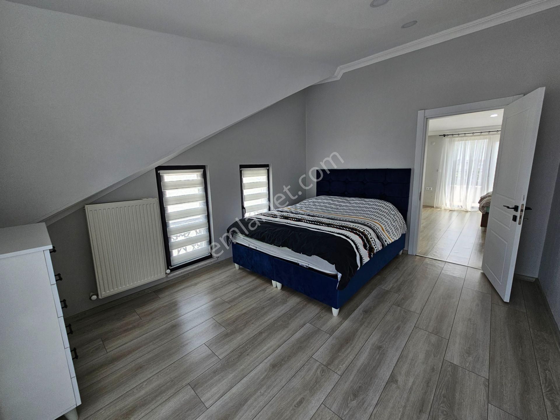 Deniz'den Kocaali Sakarya'da 3+2 Müstakil Havuzlu , Denize Yakın , Merkezi Konumda Villa - Görsel 32