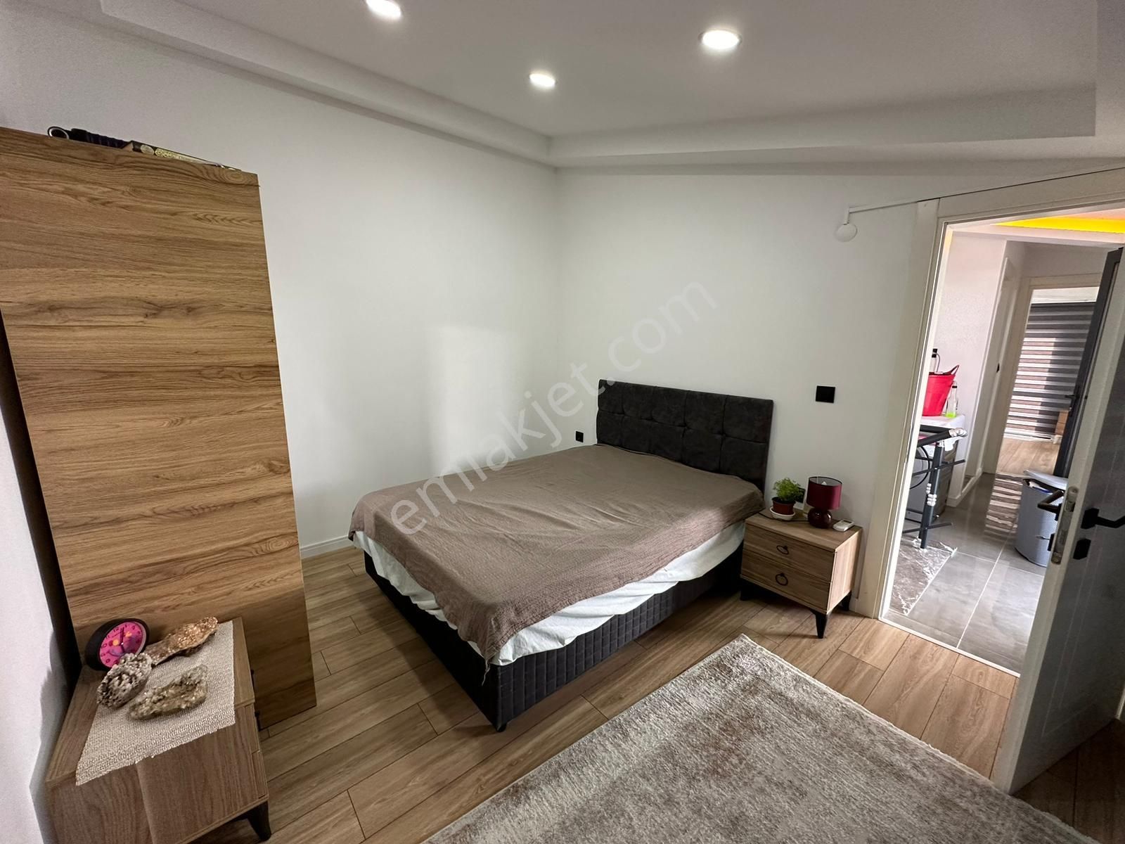 Didimde Tercih Edilen Lokasyonda 4+1 Havuzlu Villa - Görsel 13