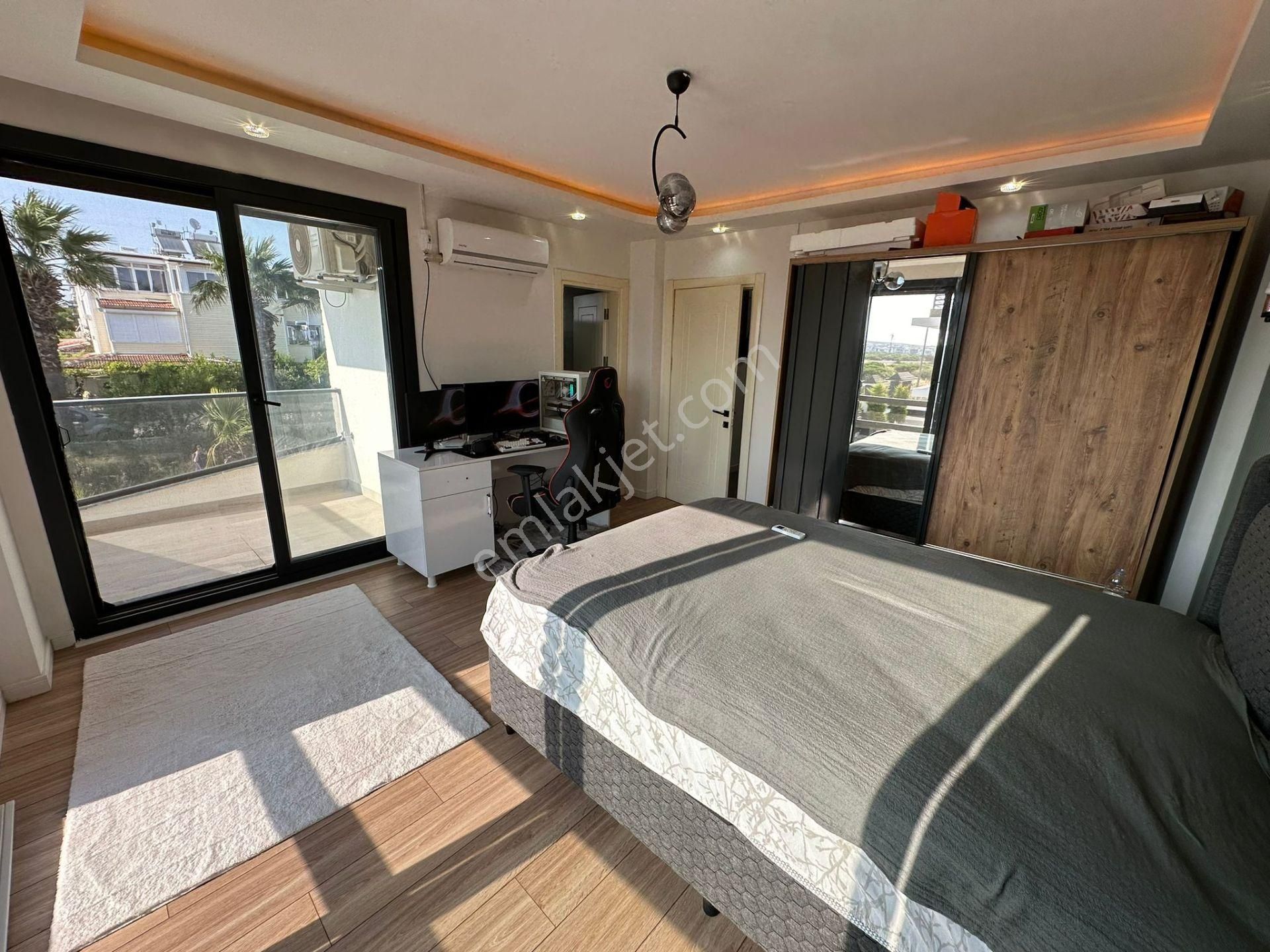 Didimde Tercih Edilen Lokasyonda 4+1 Havuzlu Villa - Görsel 14