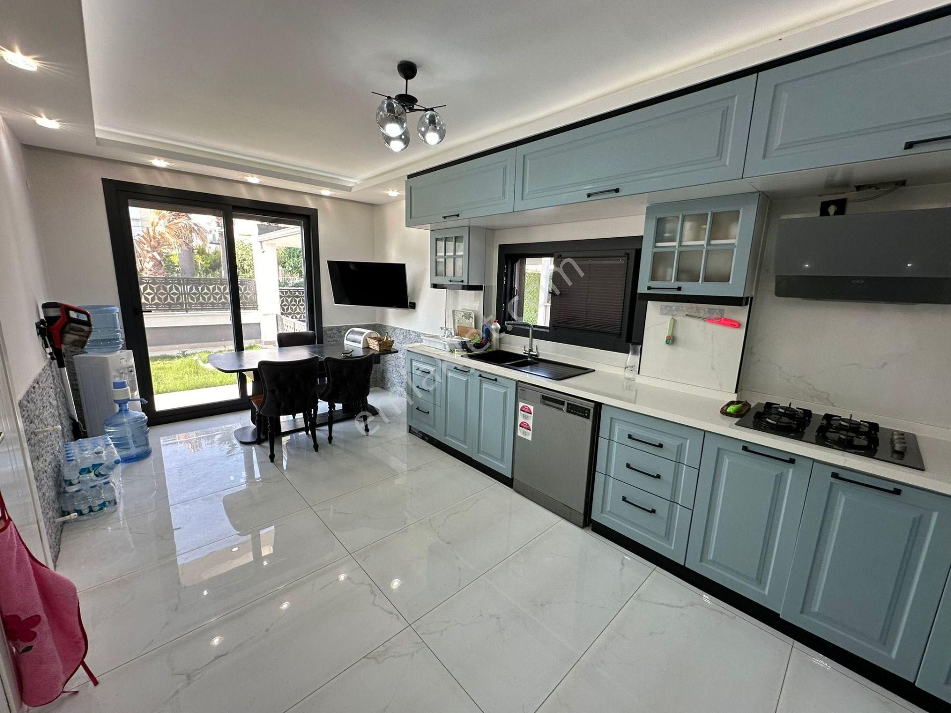 Didimde Tercih Edilen Lokasyonda 4+1 Havuzlu Villa - Görsel 6