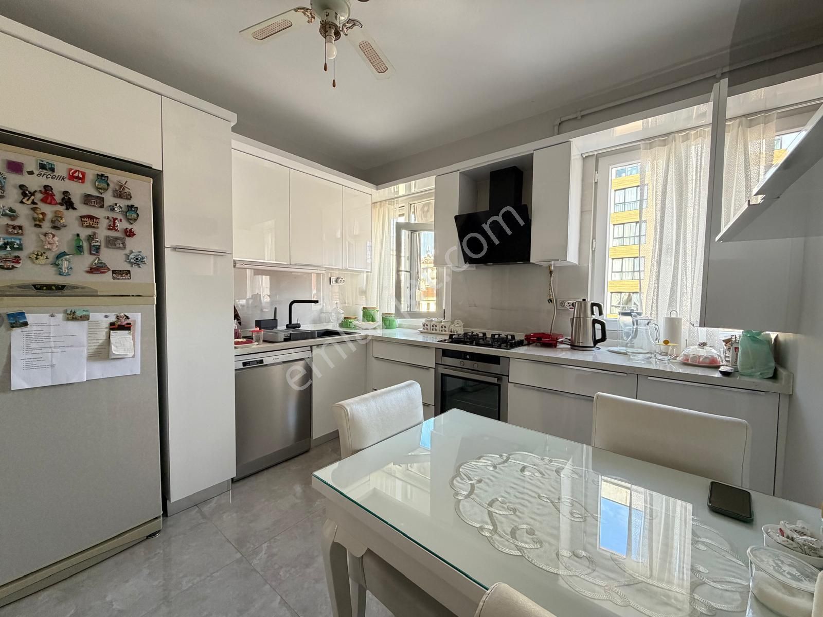 Kozyatağı Acıbadem Has Civarı Prestijli Binada Masrafsız Geniş M2'de - Görsel 9