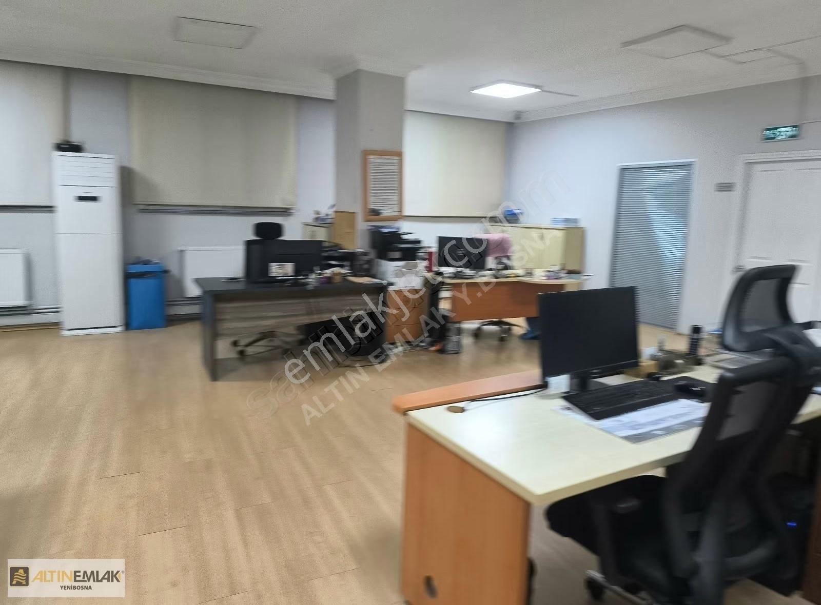 Çobançeşmede 700 M2 İş Hanı Katı Kuyumcukent Yanı - Görsel 23