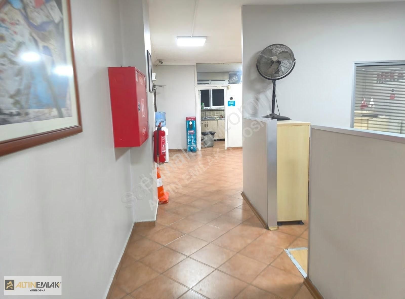 Çobançeşmede 700 M2 İş Hanı Katı Kuyumcukent Yanı - Görsel 33