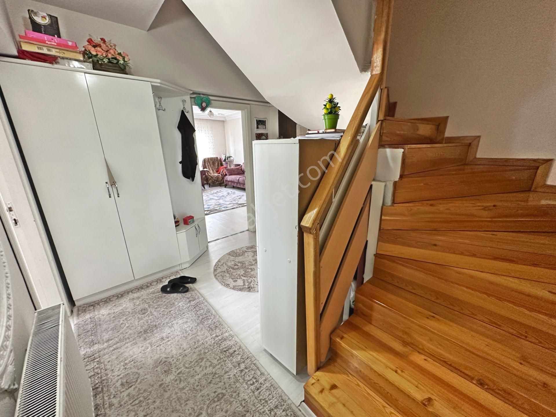 Misket Düzlükte Kapalı Teraslı Çift Banyolu 4+1 Satılık Dublex - Görsel 28