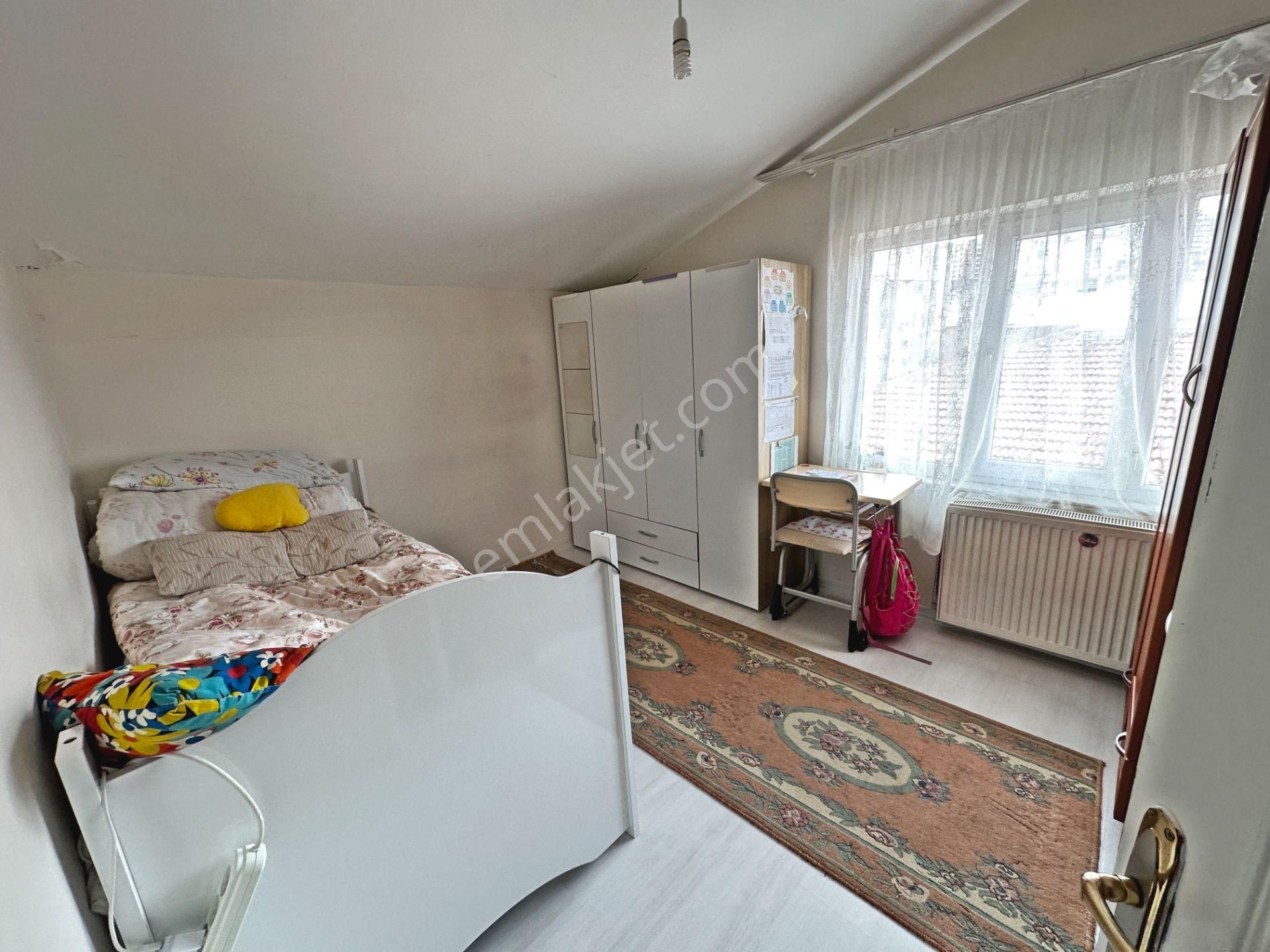 Misket Düzlükte Kapalı Teraslı Çift Banyolu 4+1 Satılık Dublex - Görsel 20