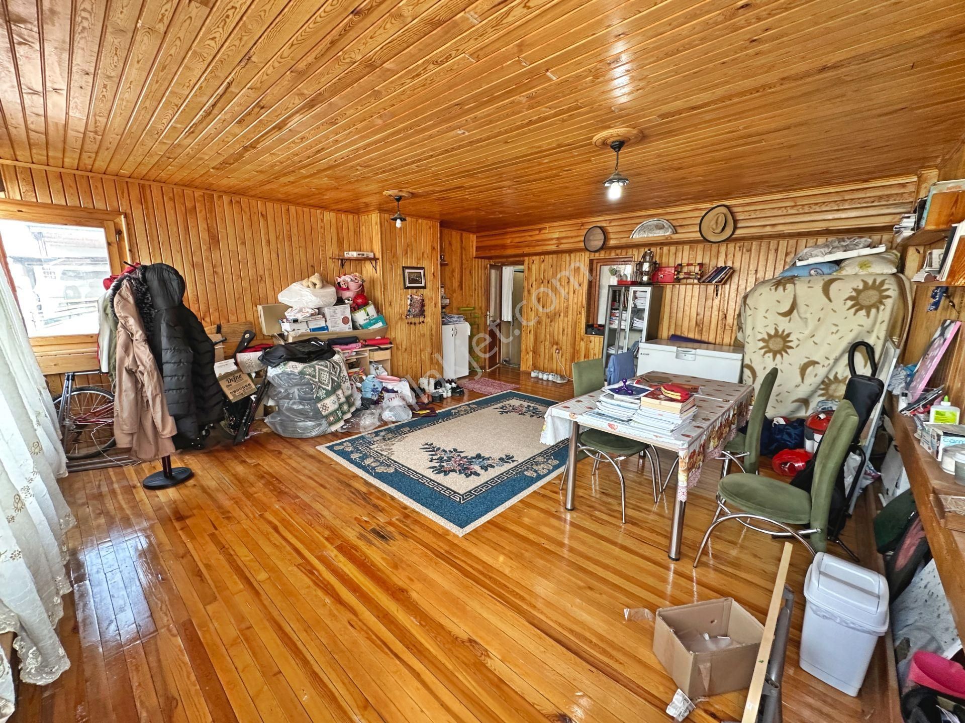 Misket Düzlükte Kapalı Teraslı Çift Banyolu 4+1 Satılık Dublex - Görsel 2