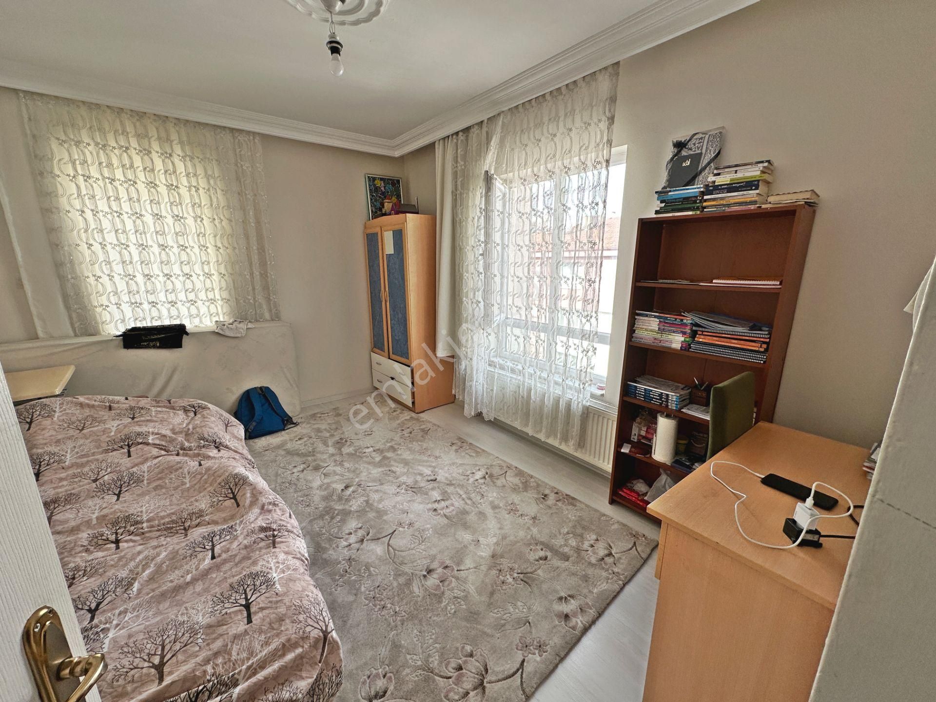 Misket Düzlükte Kapalı Teraslı Çift Banyolu 4+1 Satılık Dublex - Görsel 4