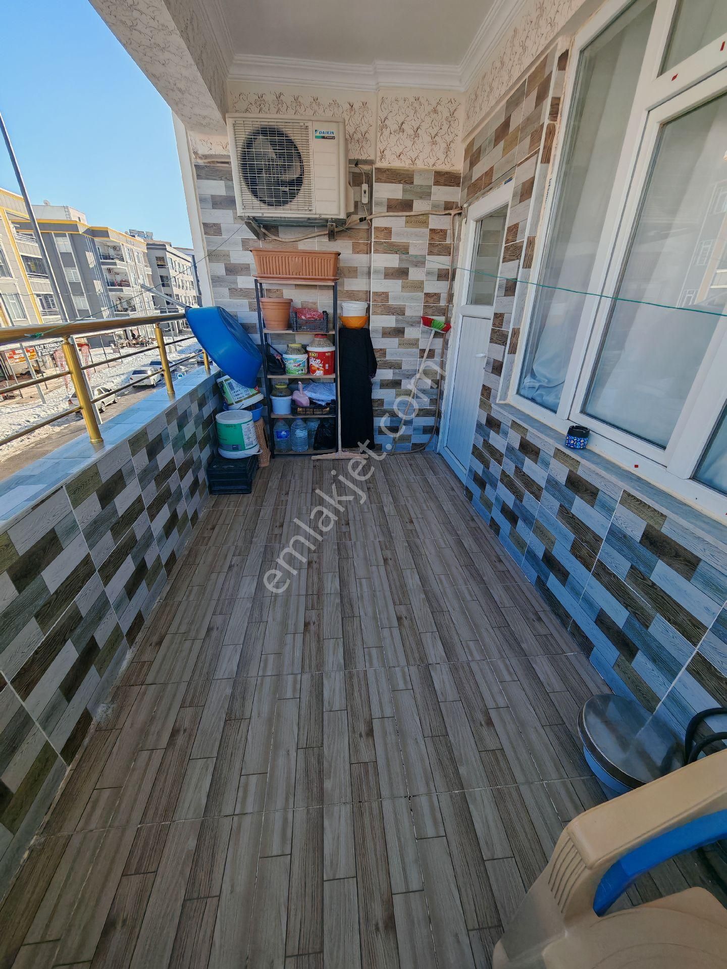 Faruk Yüksel Emlak Seyrantepe'de Merkezi Konumda 4 Oda Ferah Daire Cadde Üzeri Full Yapılı - Görsel 27