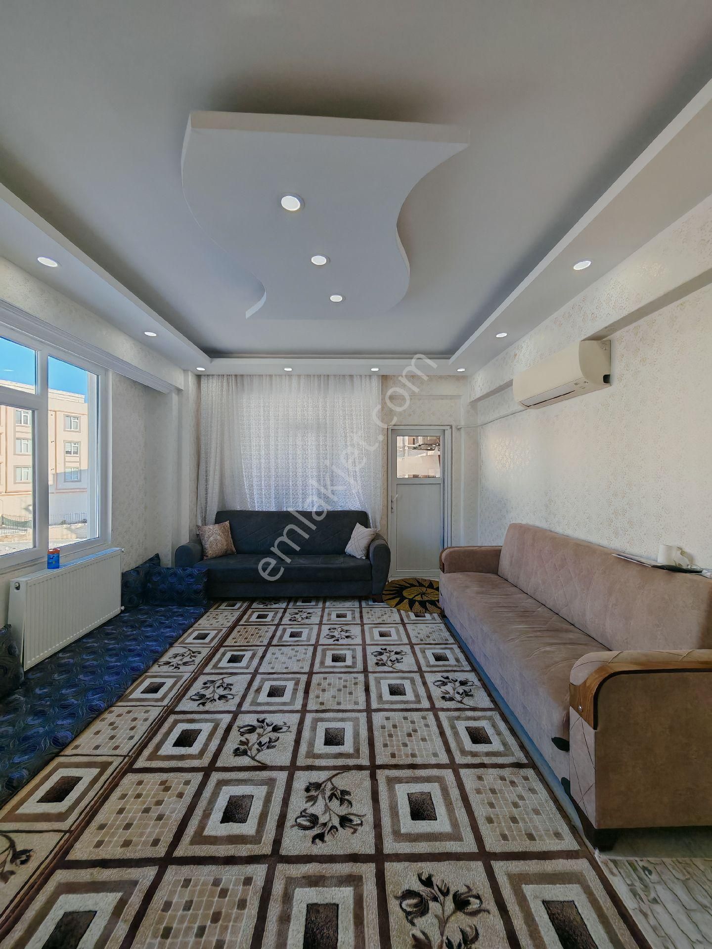 Faruk Yüksel Emlak Seyrantepe'de Merkezi Konumda 4 Oda Ferah Daire Cadde Üzeri Full Yapılı - Görsel 7