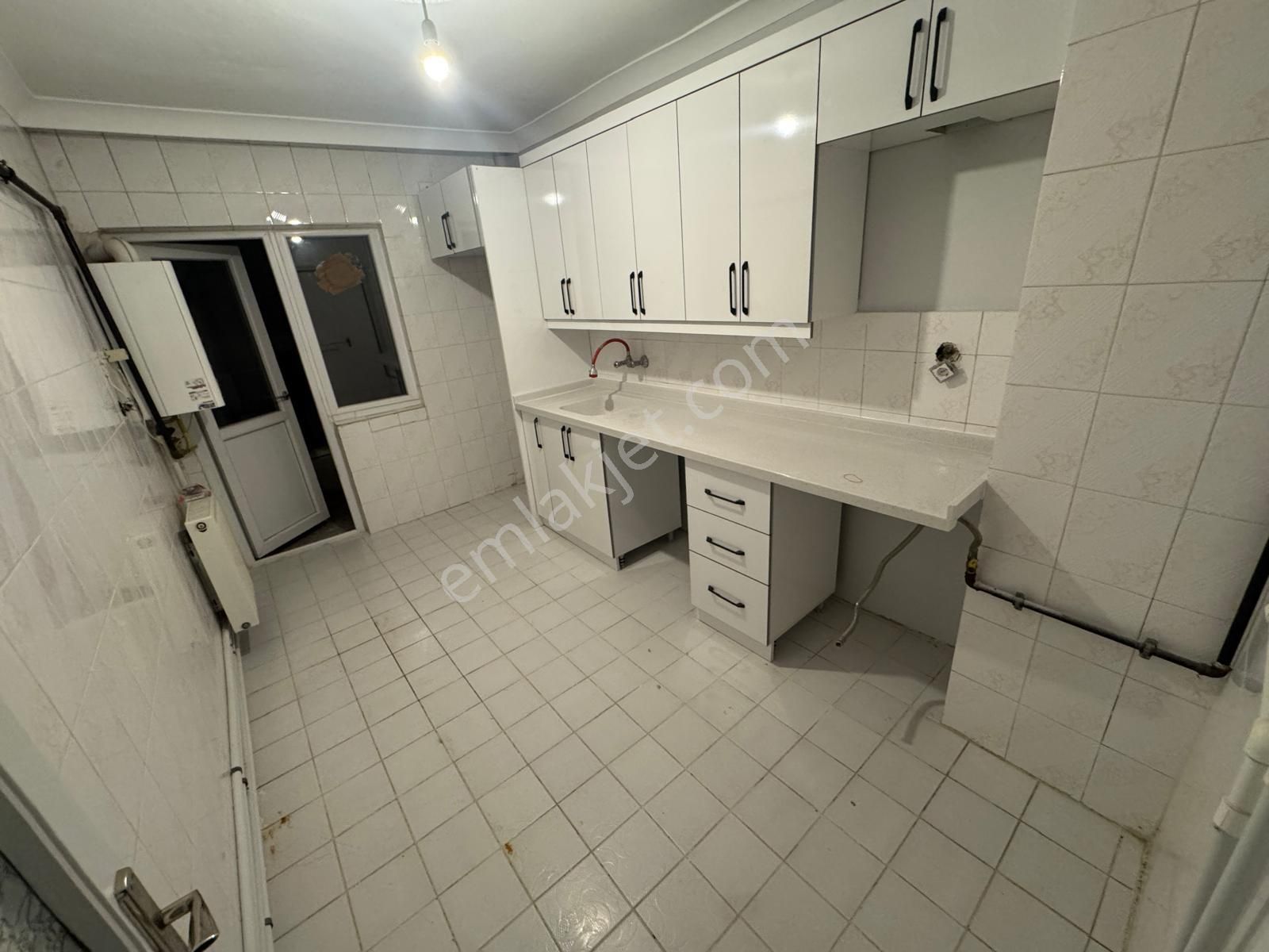 Mamak - Başak Mahallesi Full Yapılı, Altı Dolu 3+1 Satılık Fırsat Daire !!! - Görsel 3