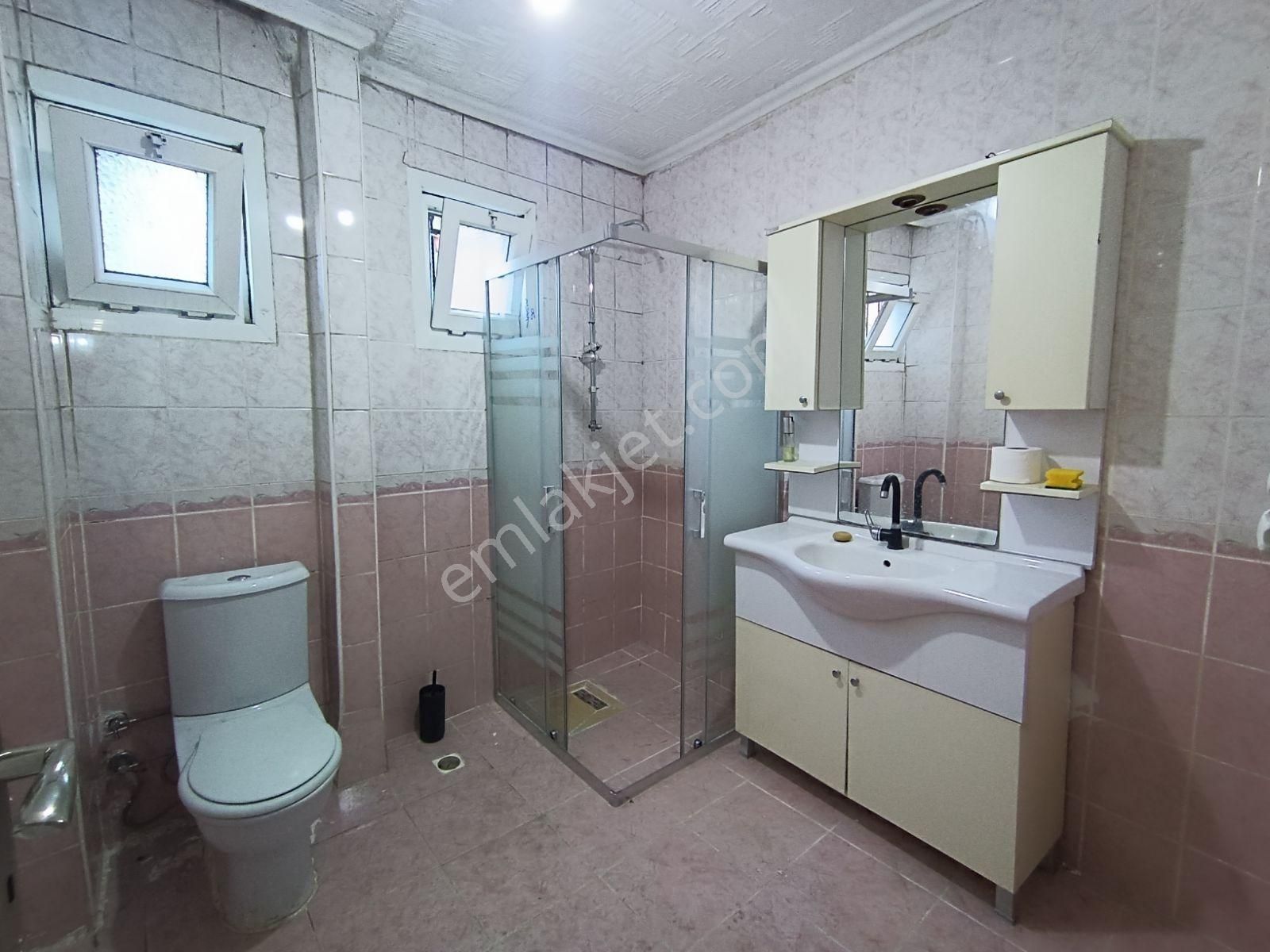 Üsküdar Mehmet Akif Ersoy Mahallesi Kiralık 2+1 Daire - Görsel 2