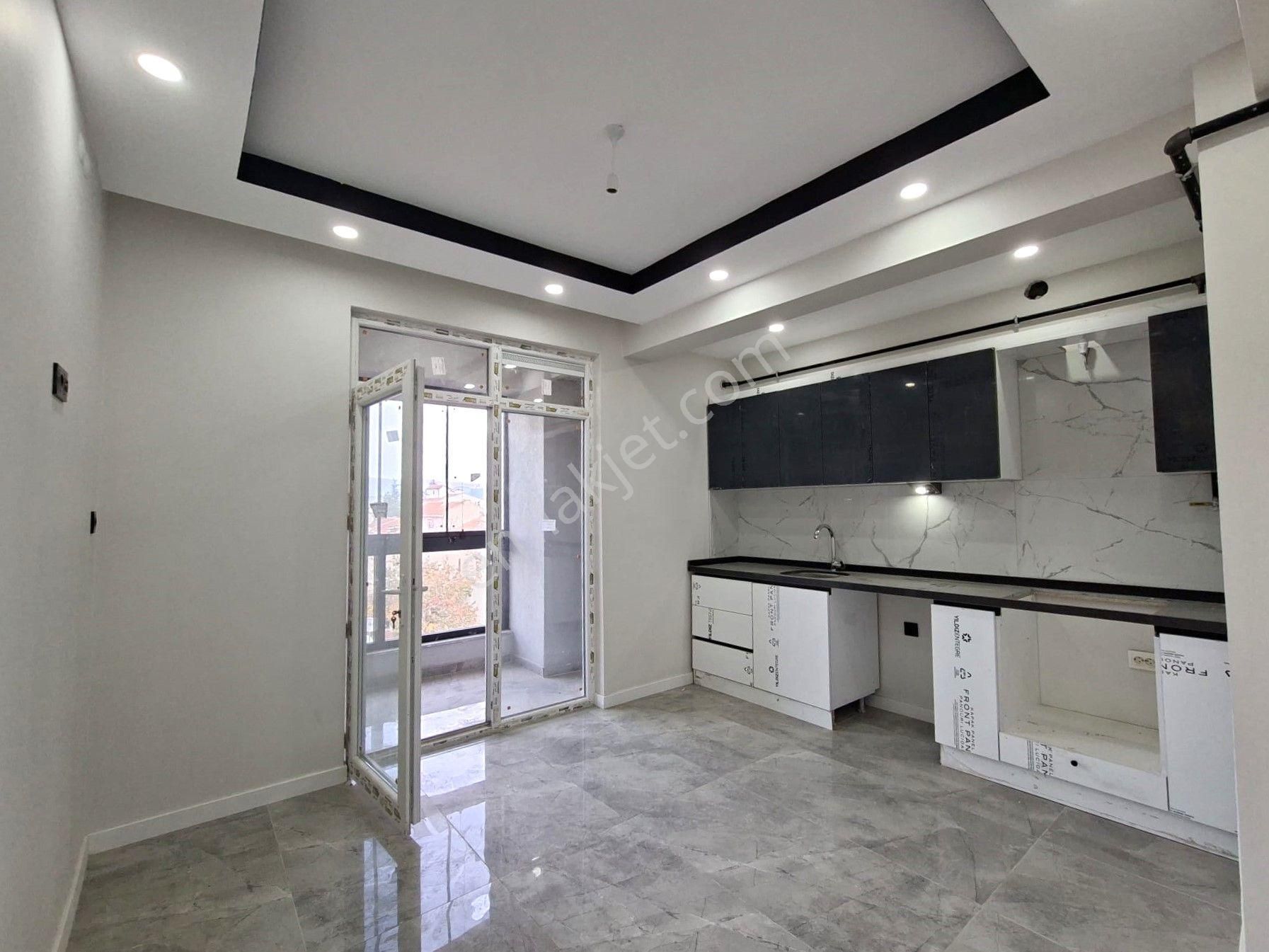 Recep Ümit'ten Şarhöyük'te Büyük Park Yakını Özel Garajlı Satılık Lux 3+1 Daire - Görsel 2