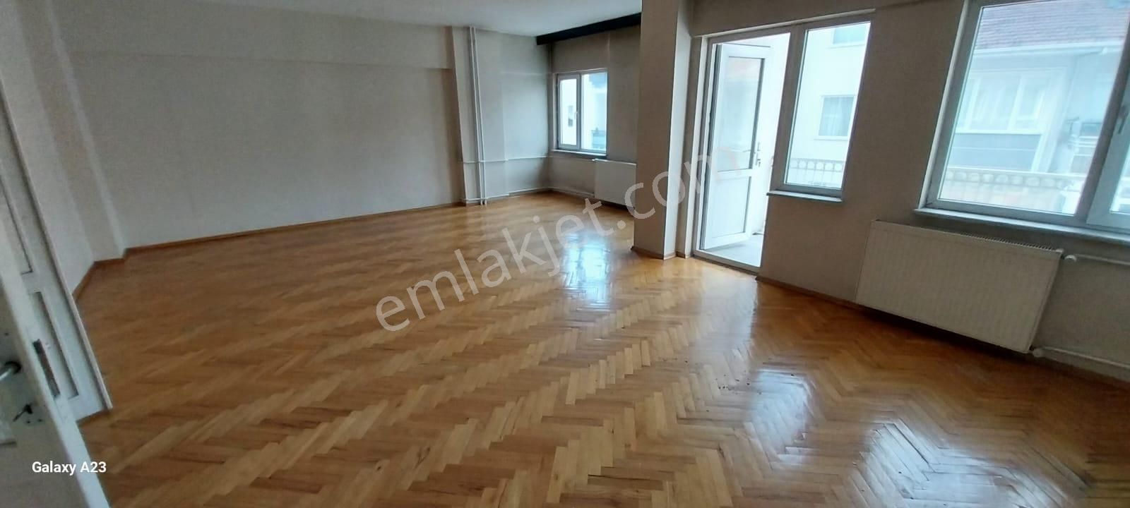 Namazgahta Asansörlü Satılık Ara Kat Daire - Görsel 3
