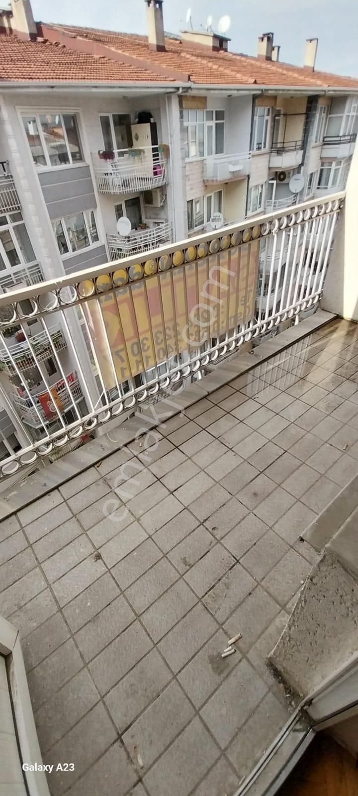 Namazgahta Asansörlü Satılık Ara Kat Daire - Görsel 17