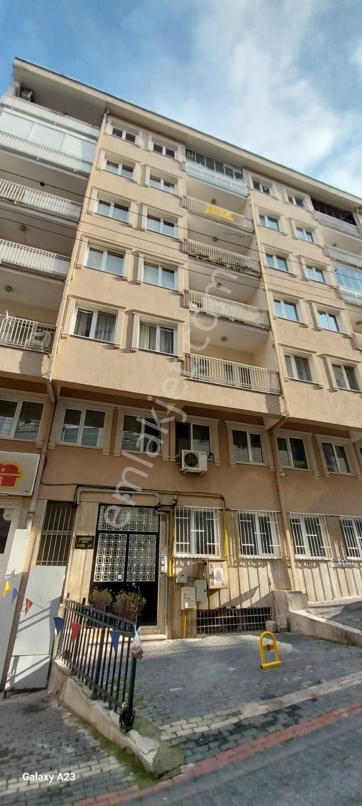 Namazgahta Asansörlü Satılık Ara Kat Daire - Görsel 2