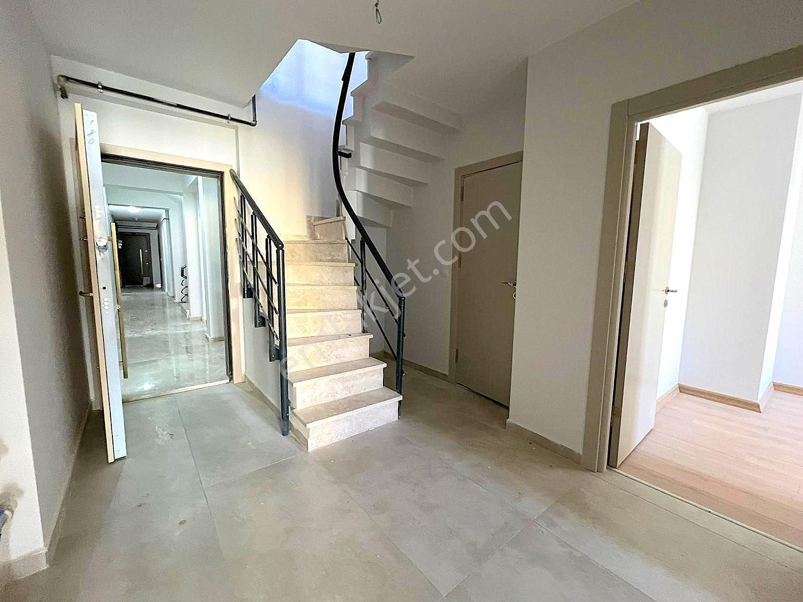 ▃birikim▃altıntepede Ulaşıma Yakın Çift Banyolu 130m² 3+1 Dublex - Görsel 14