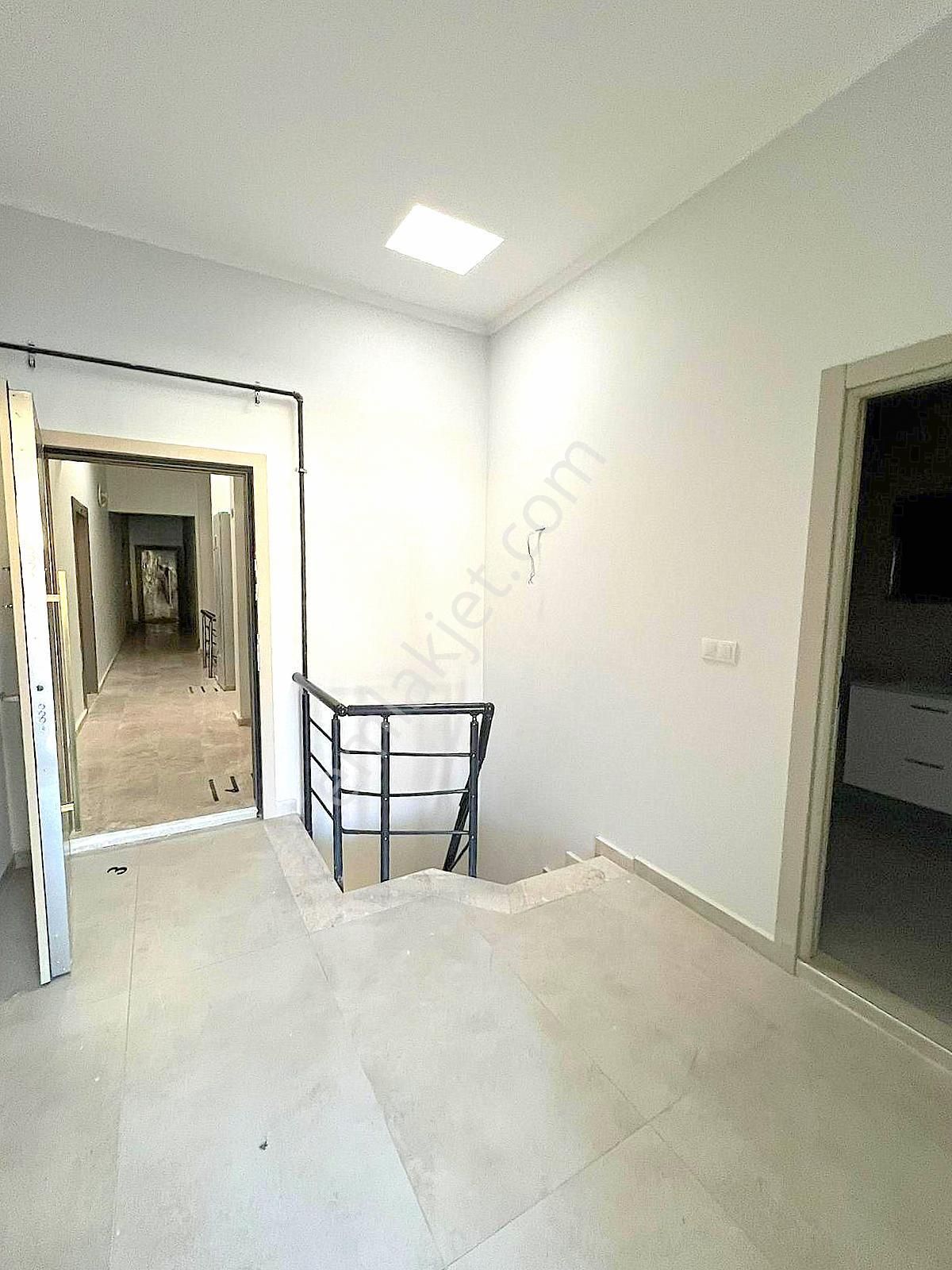 ▃birikim▃altıntepede Ulaşıma Yakın Çift Banyolu 130m² 3+1 Dublex - Görsel 16