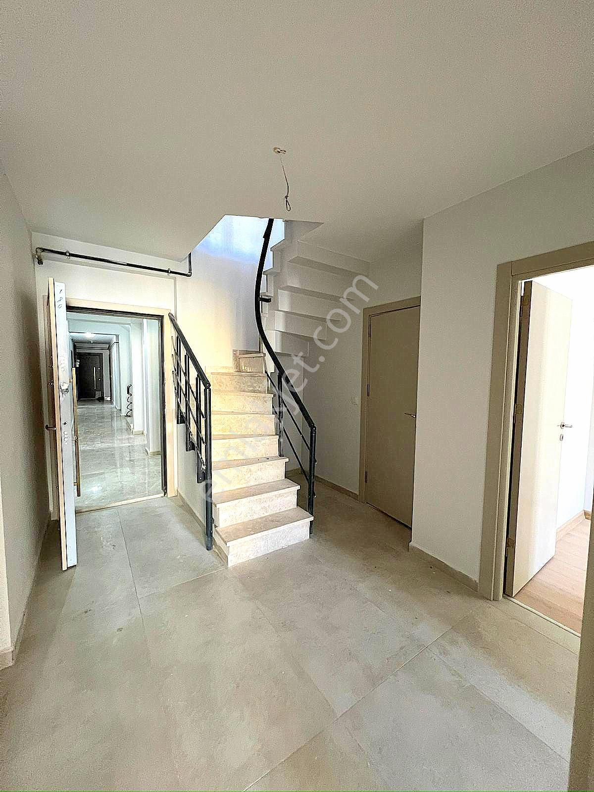 ▃birikim▃altıntepede Ulaşıma Yakın Çift Banyolu 130m² 3+1 Dublex - Görsel 15