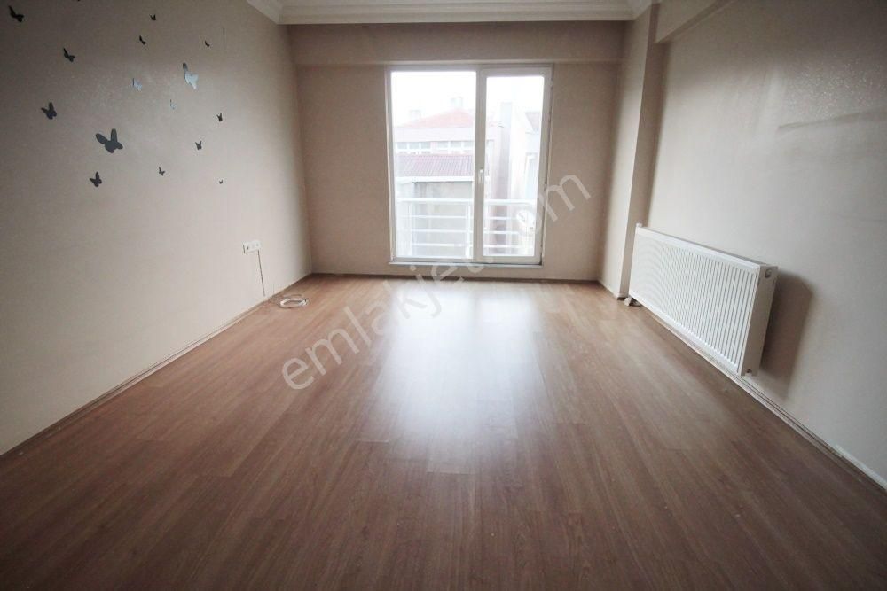 Şehrin Kalbinde, Otoparklı & Asansörlü Kiralık 2+1 - Görsel 2