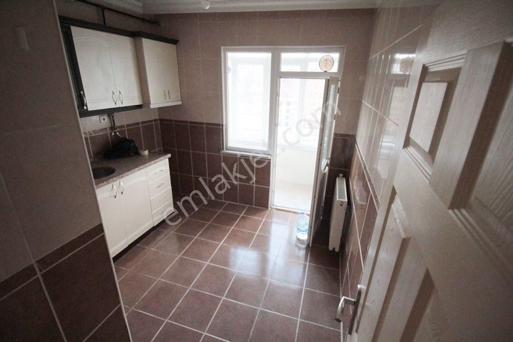 Şehrin Kalbinde, Otoparklı & Asansörlü Kiralık 2+1 - Görsel 11