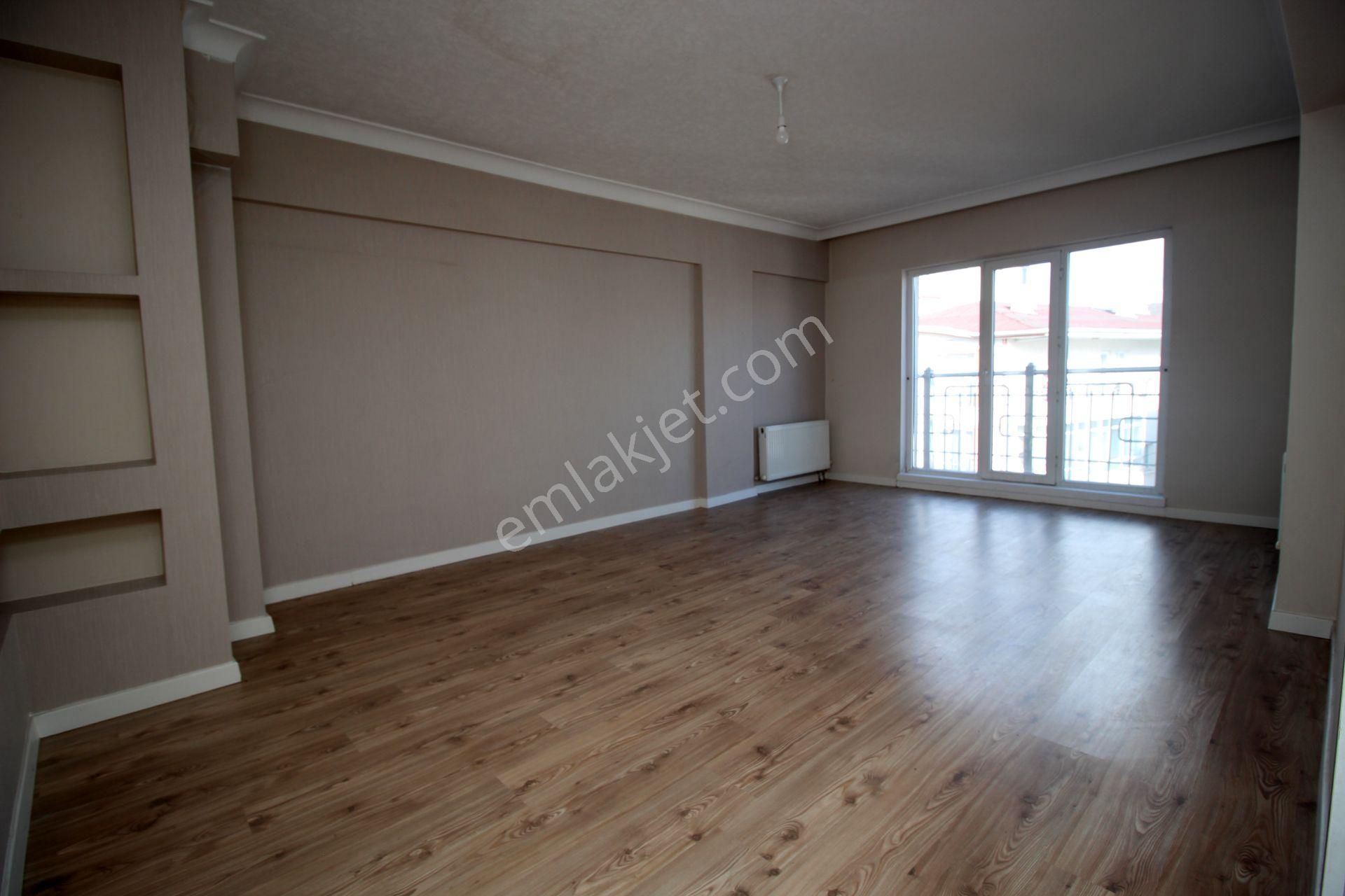 Emre Emlak'tan Piyade'de Genç Bina'da Ön Cephe Çift Giriş Dubleks Satılık 4+1 Daire - Görsel 16