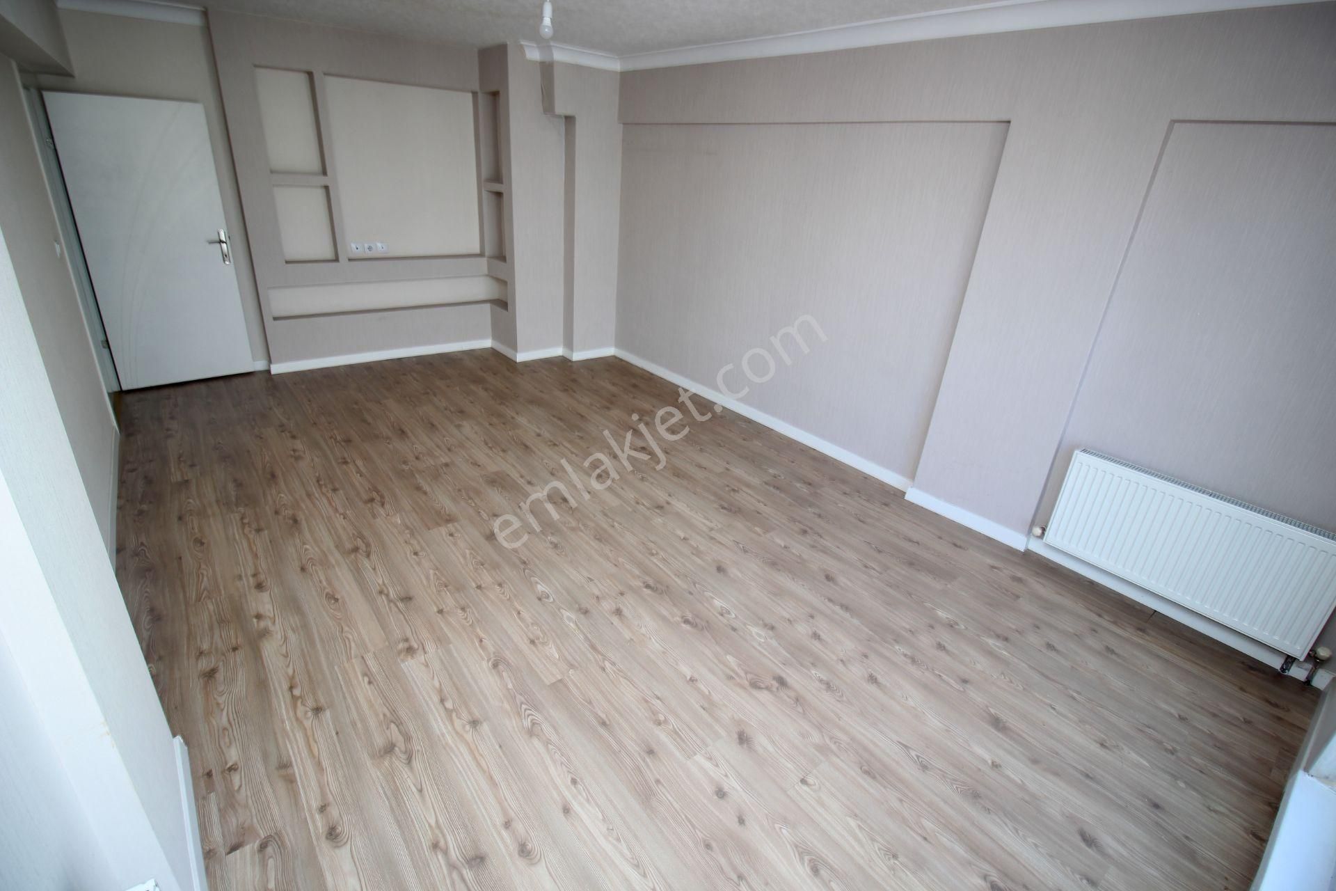 Emre Emlak'tan Piyade'de Genç Bina'da Ön Cephe Çift Giriş Dubleks Satılık 4+1 Daire - Görsel 17