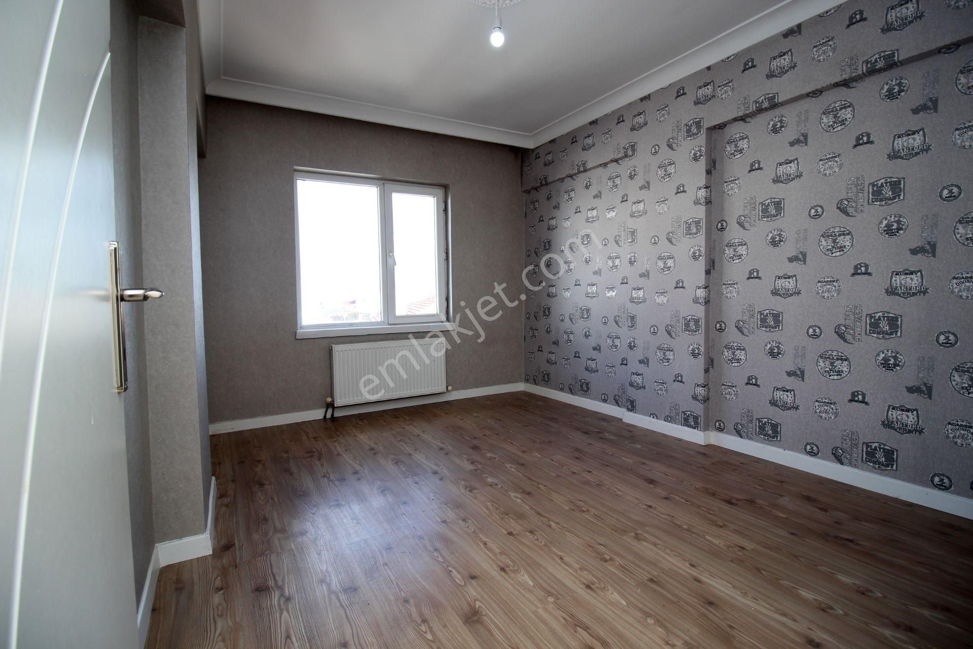 Emre Emlak'tan Piyade'de Genç Bina'da Ön Cephe Çift Giriş Dubleks Satılık 4+1 Daire - Görsel 24