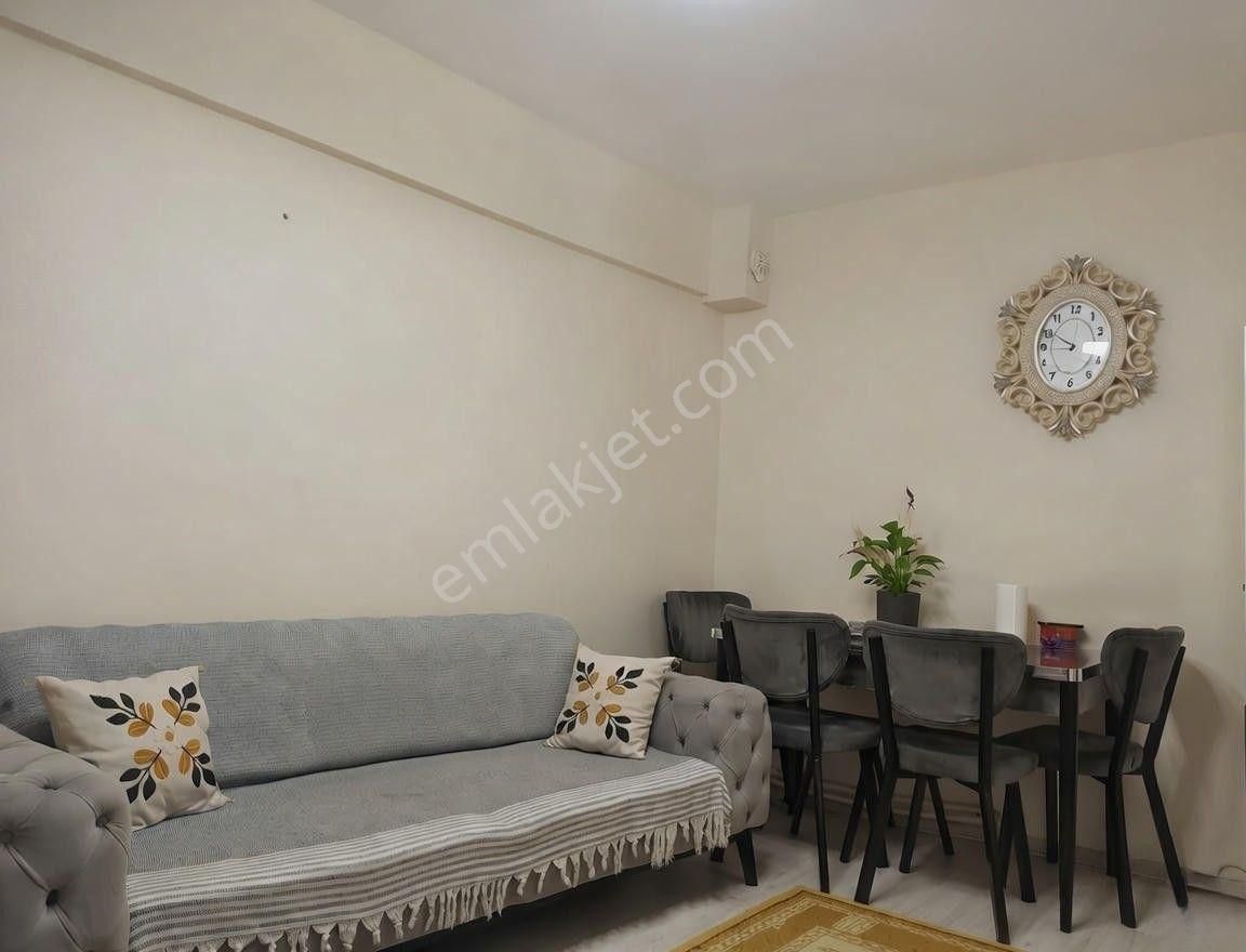 Gaziosmanpaşa Küçükköy Fevziçakmak Mahallesi 2+1 - Görsel 2