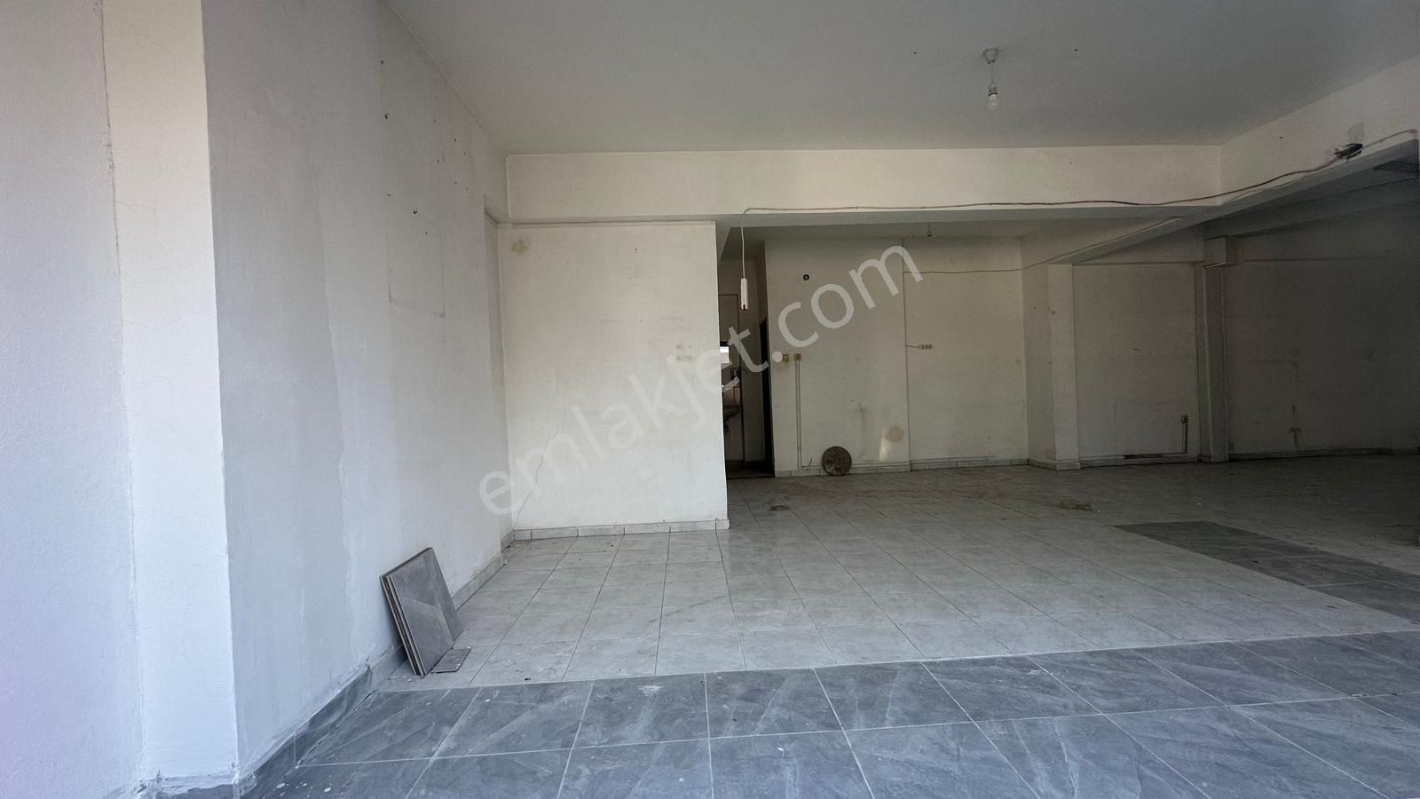 Turkcell Genel Merkezi Karşısı | 60 M² Satılık Dükkan - Görsel 12