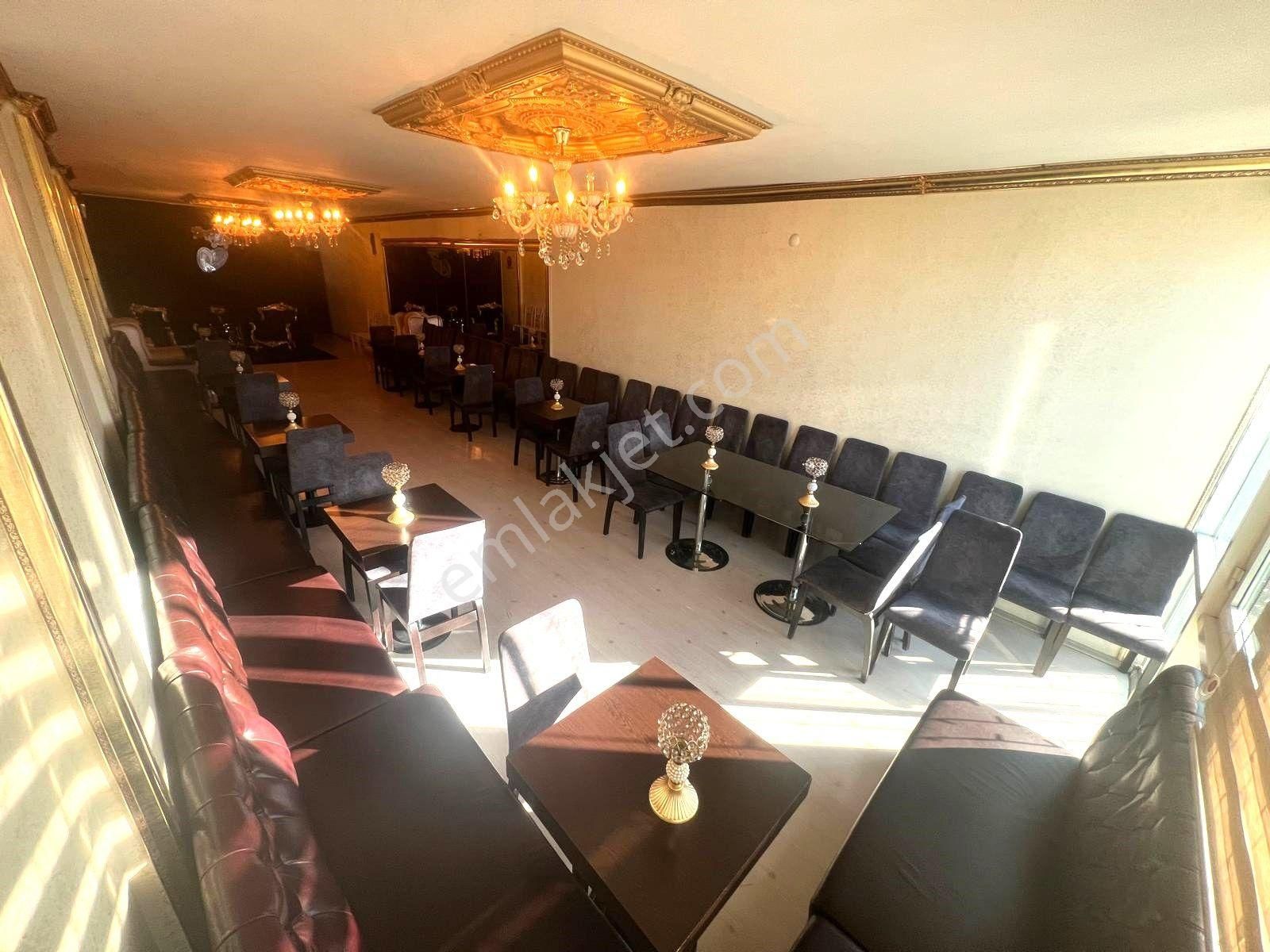 Sefaköy Merkezde Ana Cadde Üzerinde Asansörlü Satılık İşyerii... - Görsel 8