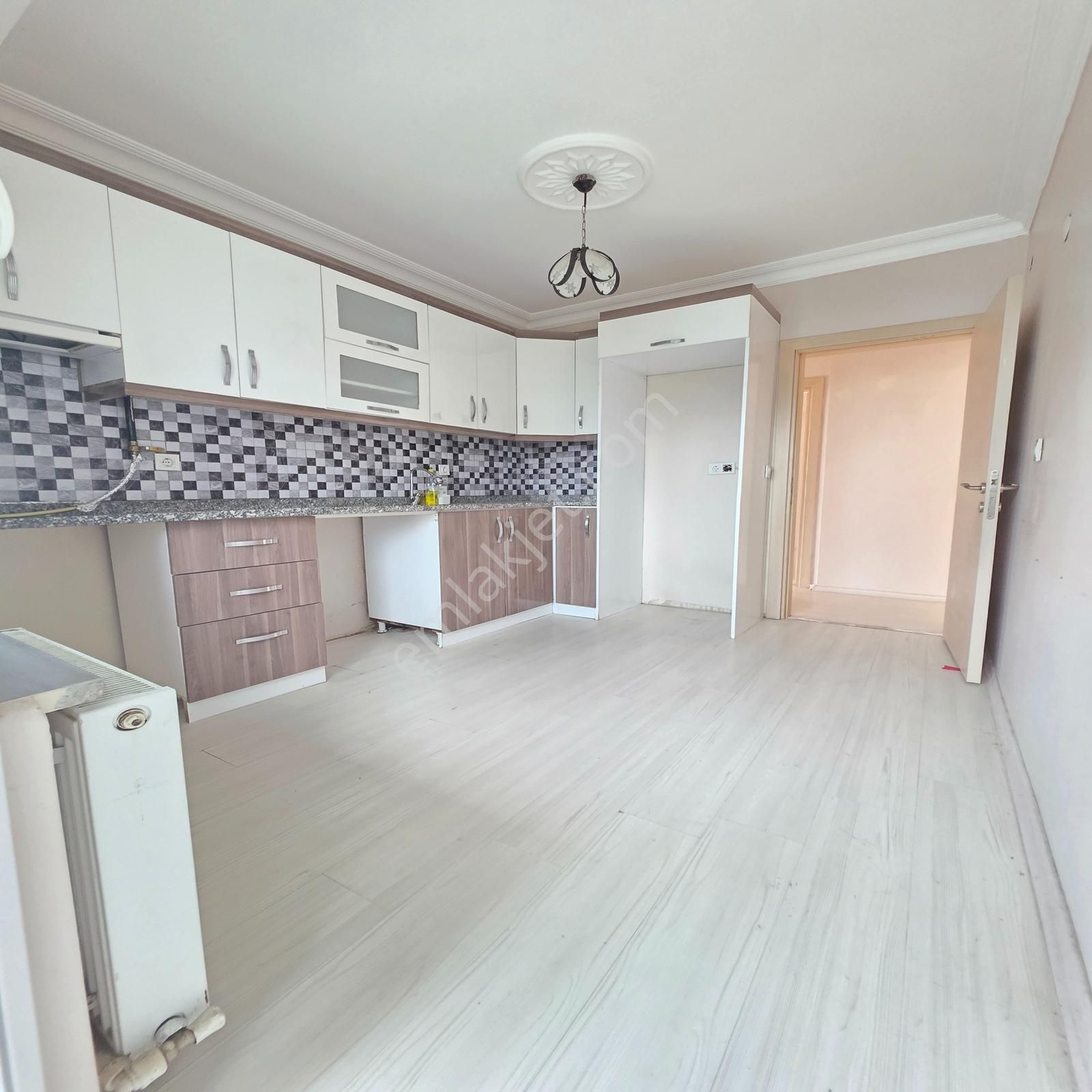 Yuvakur'dan Çerkezköy Kızılpınar Mah'de 3+1 135m²6yıllk 1.kat Ön - Görsel 31