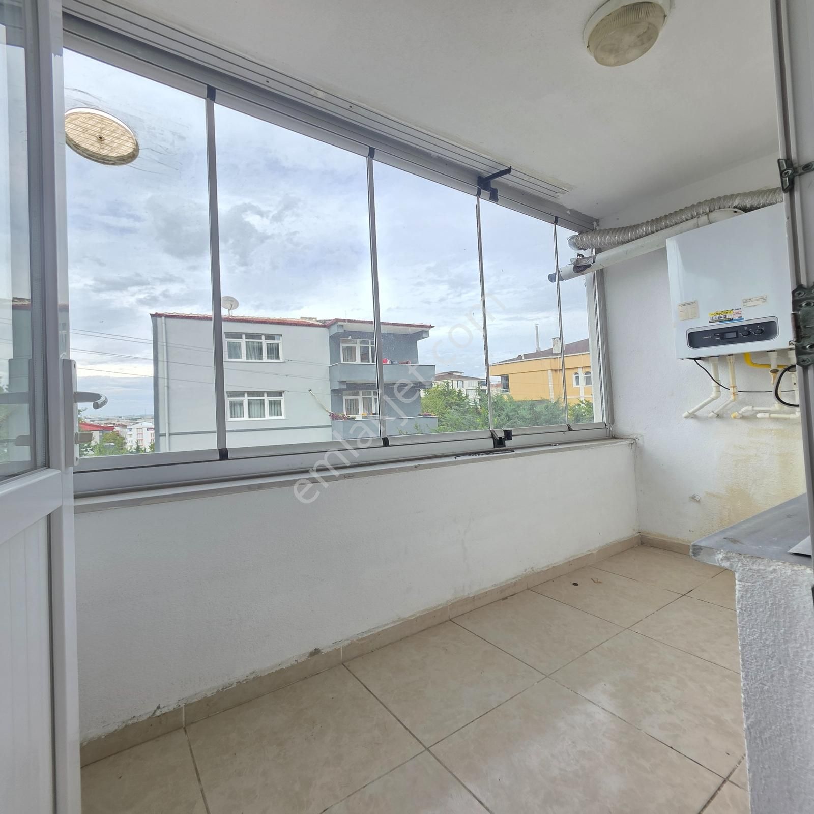Yuvakur'dan Çerkezköy Kızılpınar Mah'de 3+1 135m²6yıllk 1.kat Ön - Görsel 17