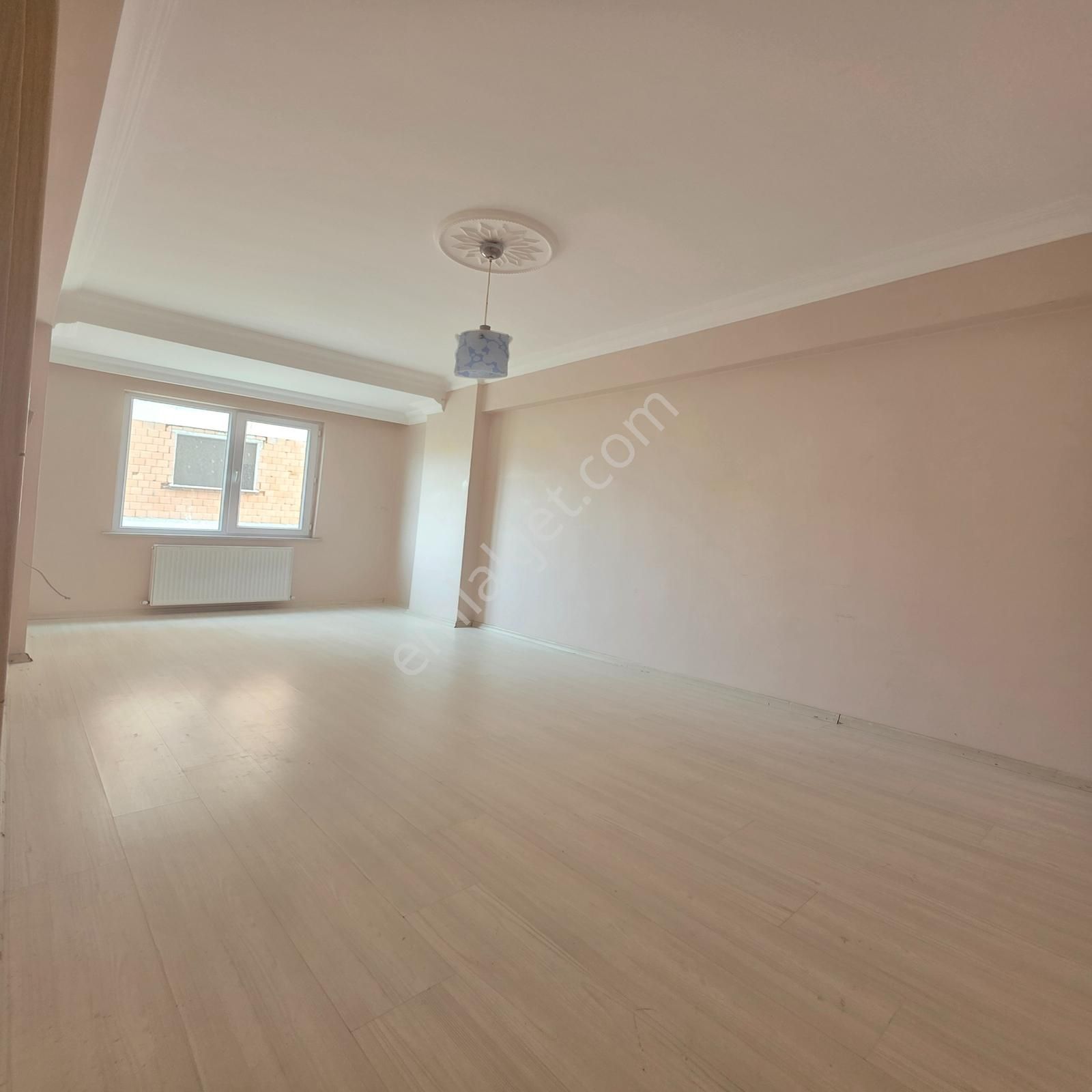 Yuvakur'dan Çerkezköy Kızılpınar Mah'de 3+1 135m²6yıllk 1.kat Ön - Görsel 10