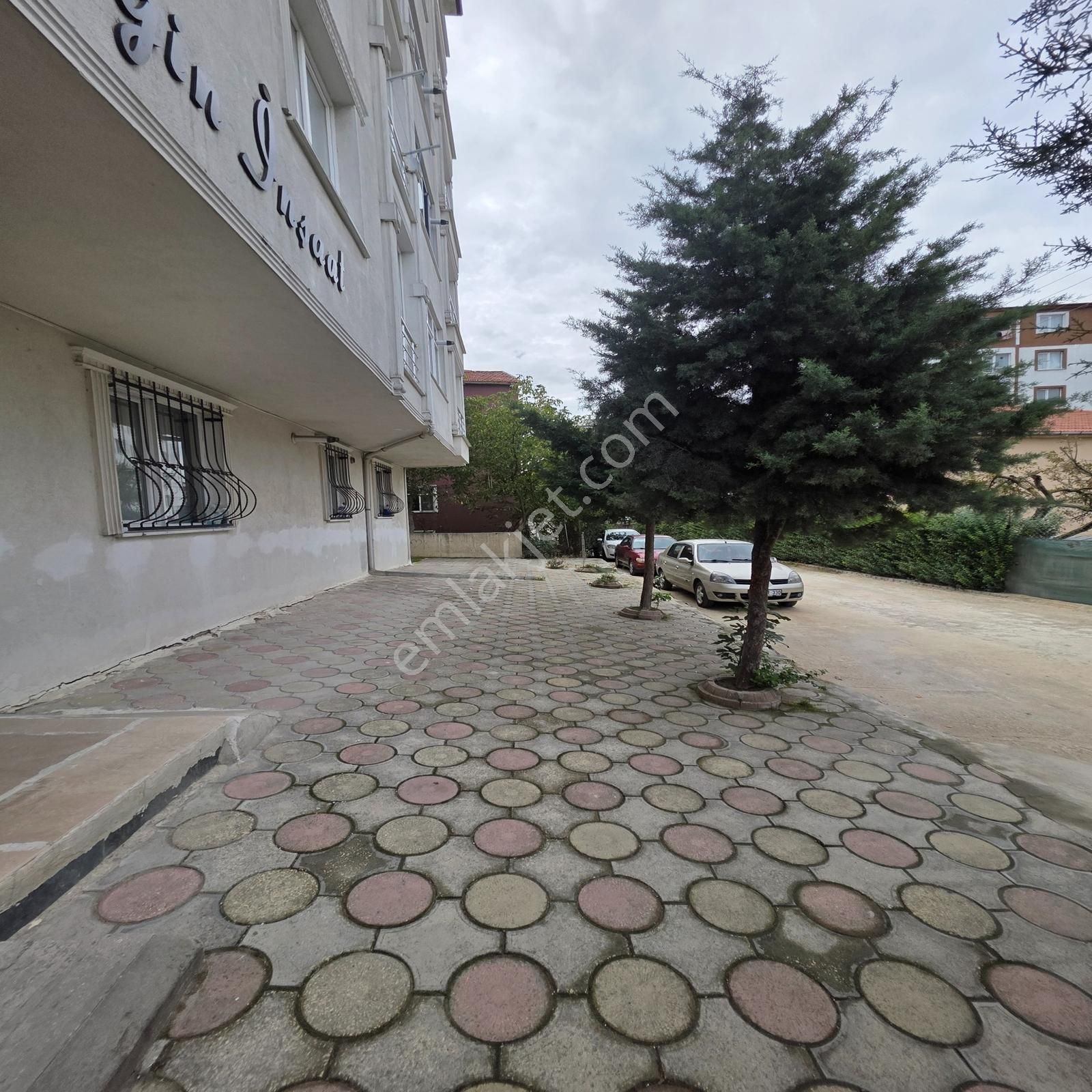 Yuvakur'dan Çerkezköy Kızılpınar Mah'de 3+1 135m²6yıllk 1.kat Ön - Görsel 24