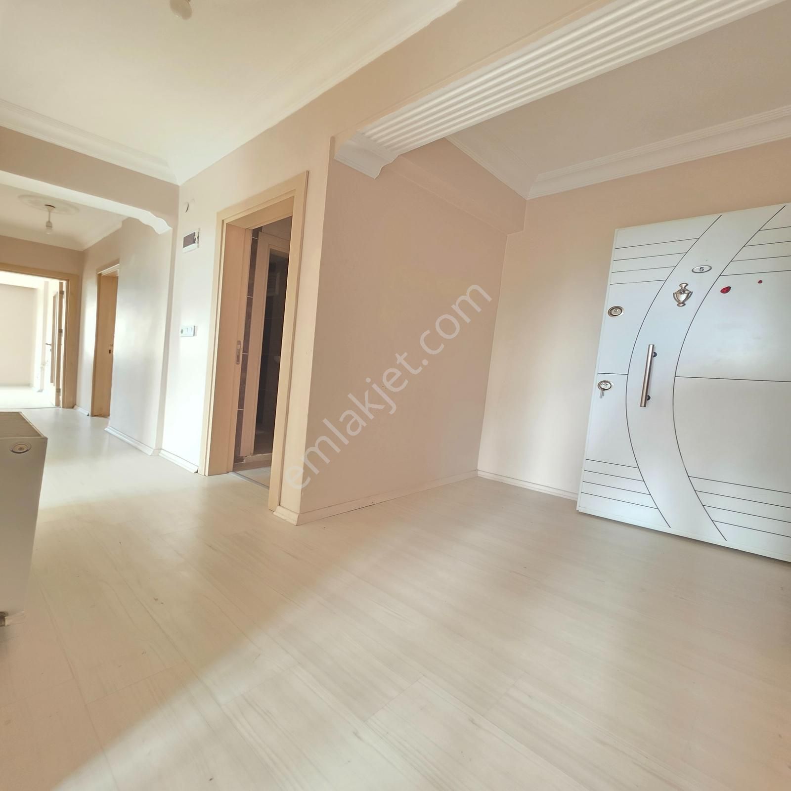 Yuvakur'dan Çerkezköy Kızılpınar Mah'de 3+1 135m²6yıllk 1.kat Ön - Görsel 23
