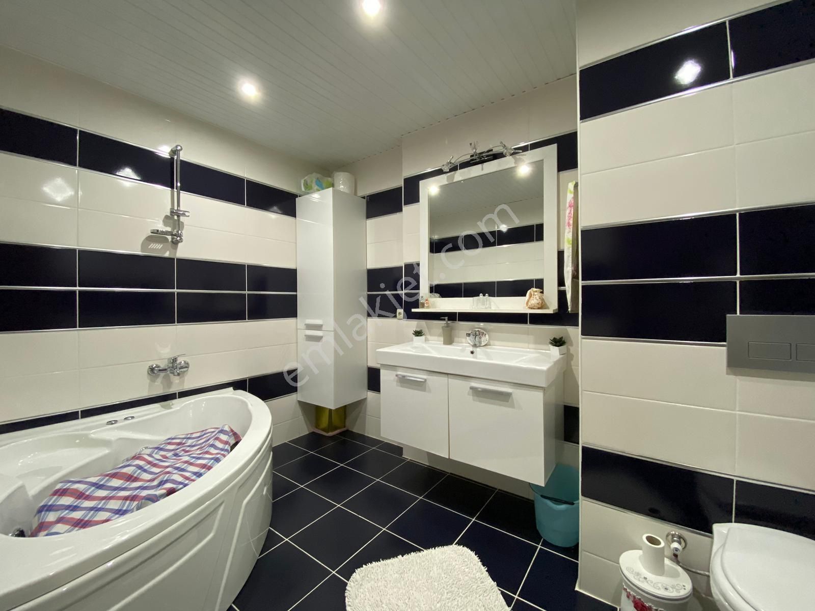 Mezitli Menderes Mah Satılık 4+1 Daire - Görsel 22