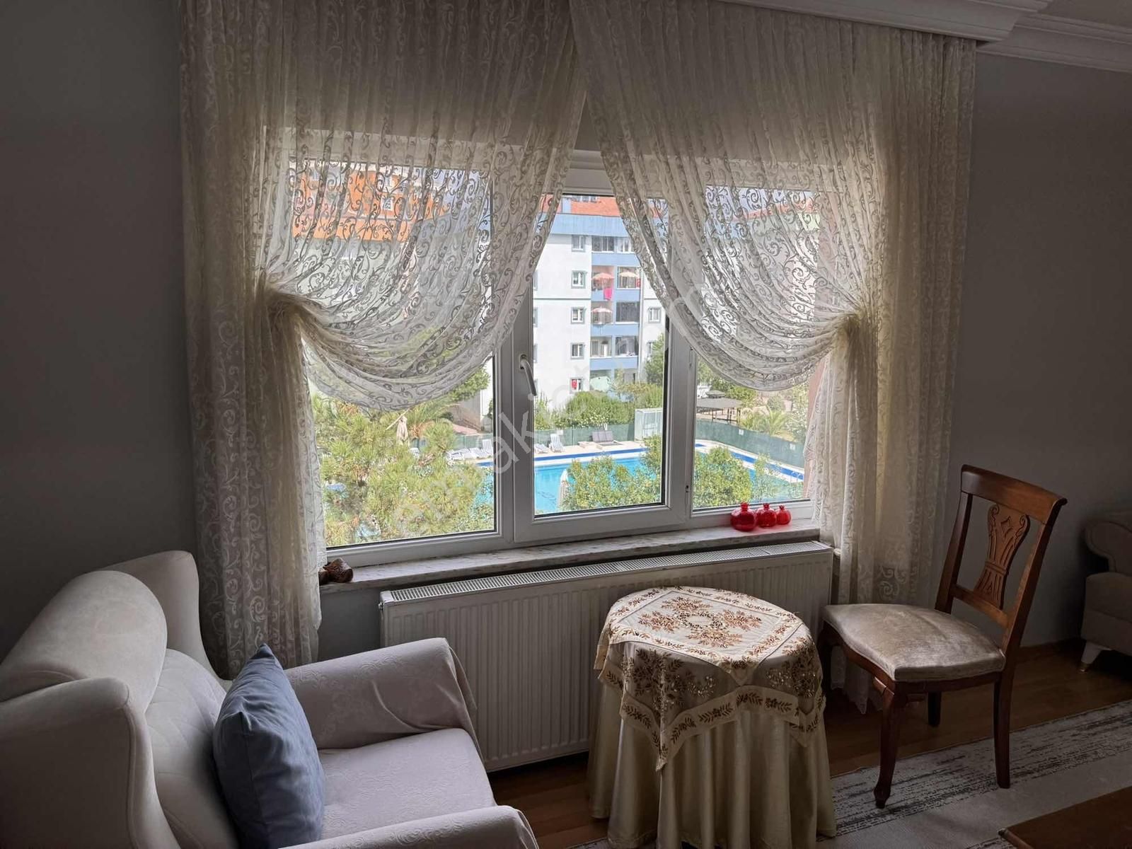 Öğretmenler Sitesi'nde Havuz Ve Peyzaj Manzaralı Geniş 3+1 Daire - Görsel 18