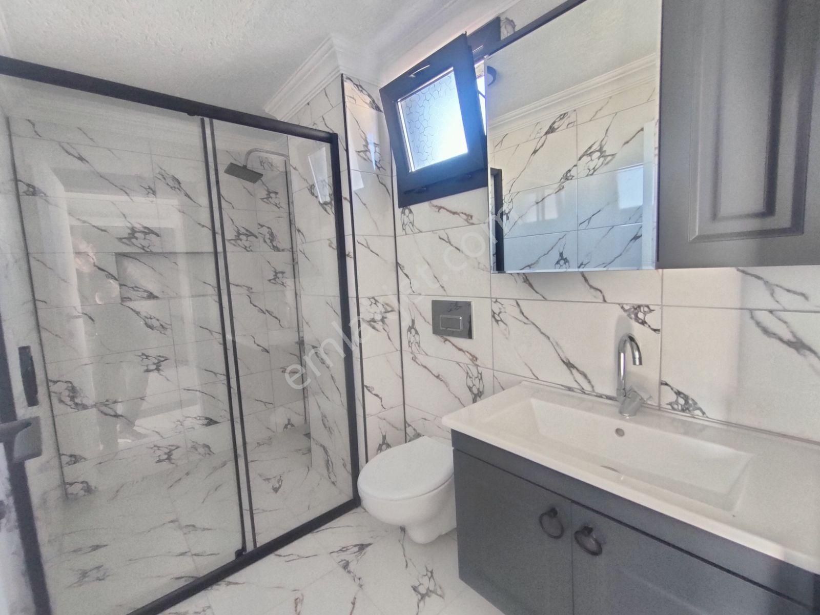 Kartallar'dan Büyük Odalı Geniş Bahçeli Deniz Manzaralı Yazlık. - Görsel 14