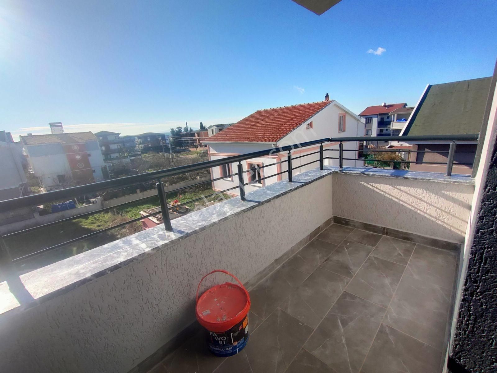 Kartallar'dan Büyük Odalı Geniş Bahçeli Deniz Manzaralı Yazlık. - Görsel 30