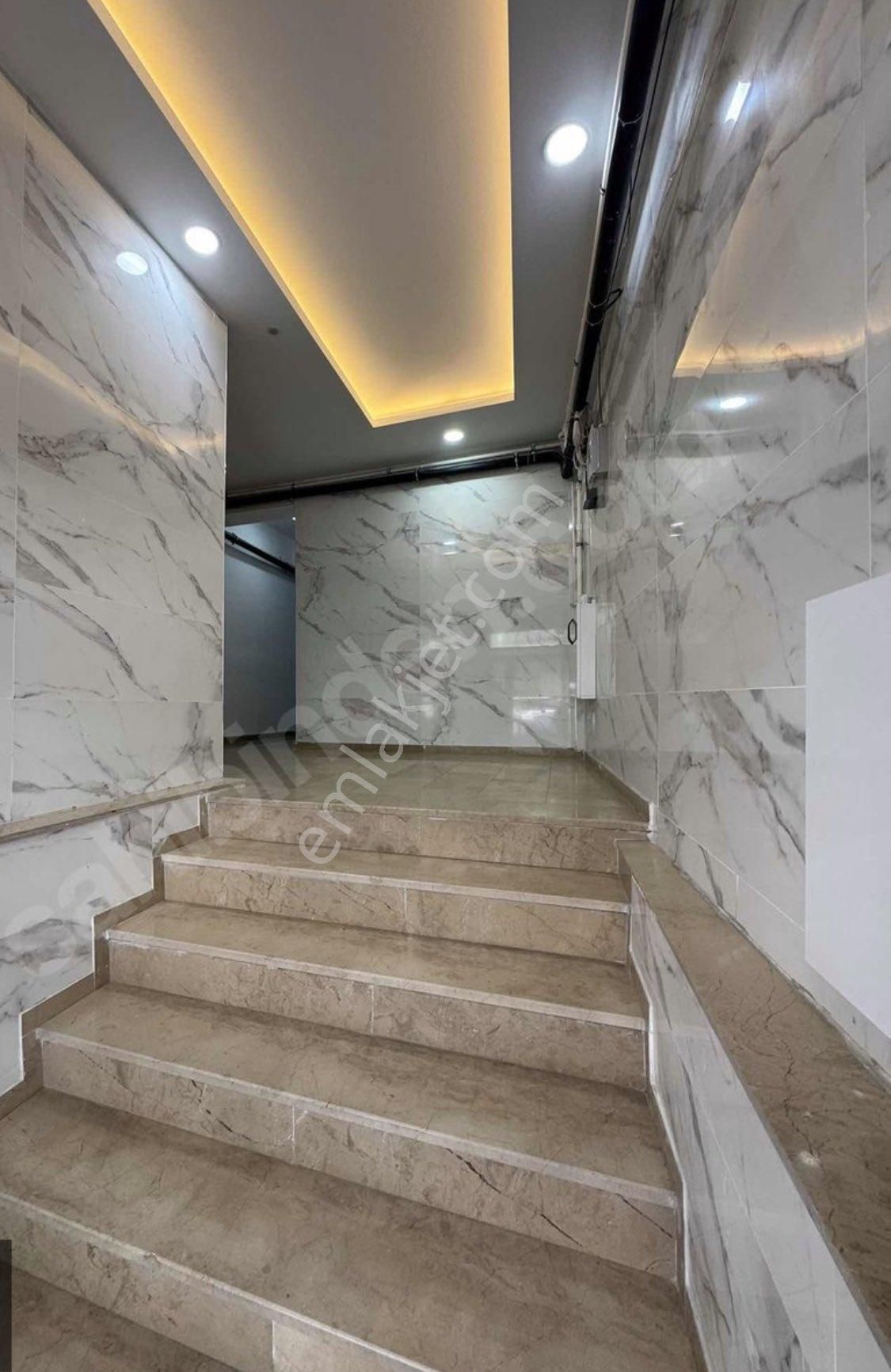 Golds’tan Ayazma Cad Sıfır Bina 3+1 120m2 Satılık Daireler