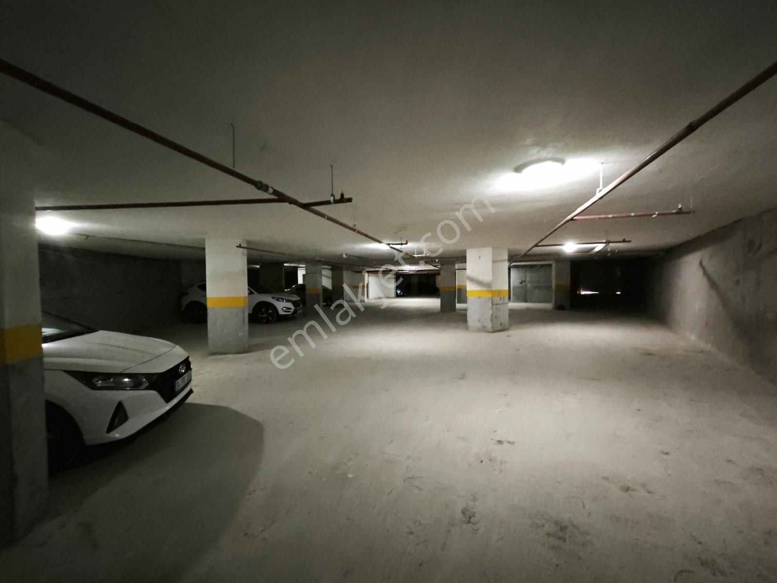 Çekmeköy'ün Merkezinde, Kuzey Ormanları Yanında 2+1 Site Dairesi - Görsel 26