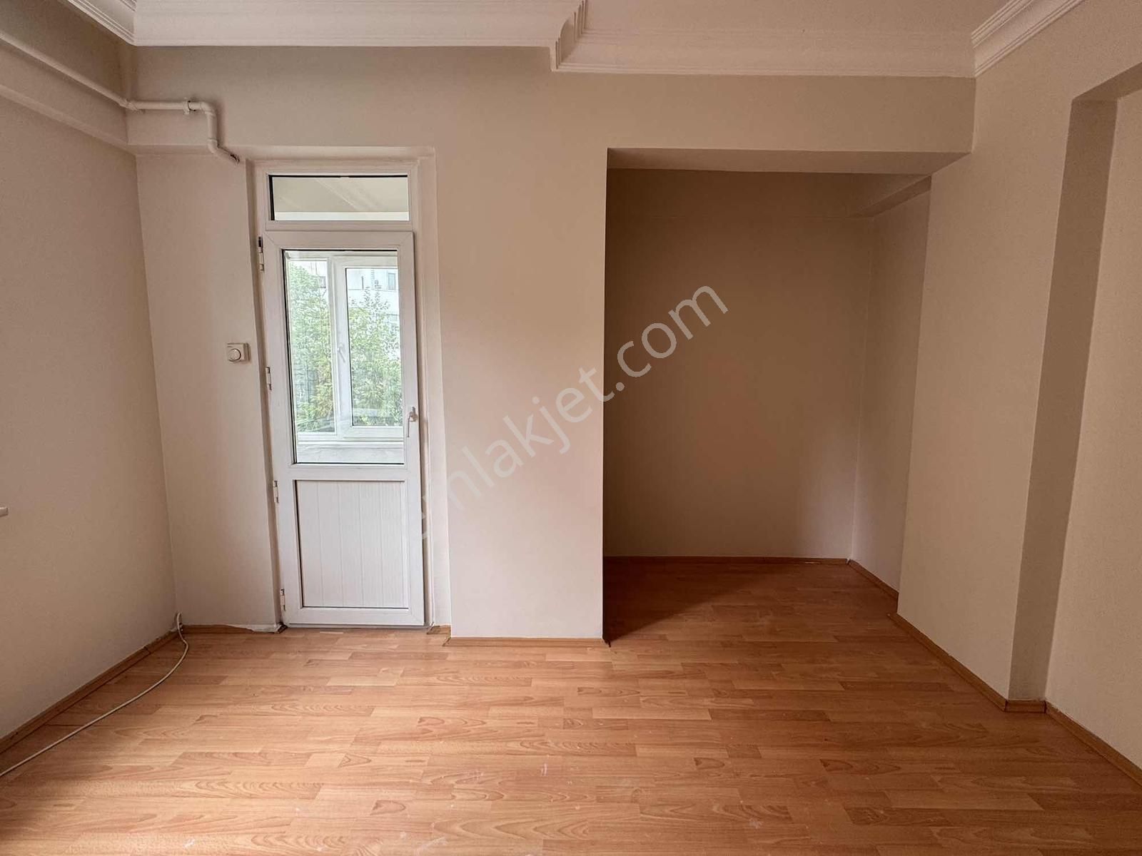 Köknar Caddesi Yanında,çekmeköy Metroya 300 Metre Boş 3+1 Daire - Görsel 22