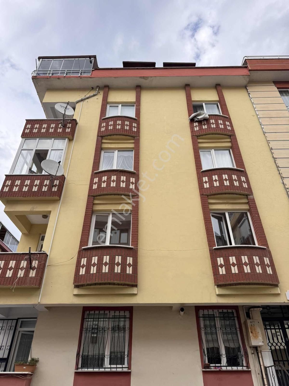 Köknar Caddesi Yanında,çekmeköy Metroya 300 Metre Boş 3+1 Daire - Görsel 6