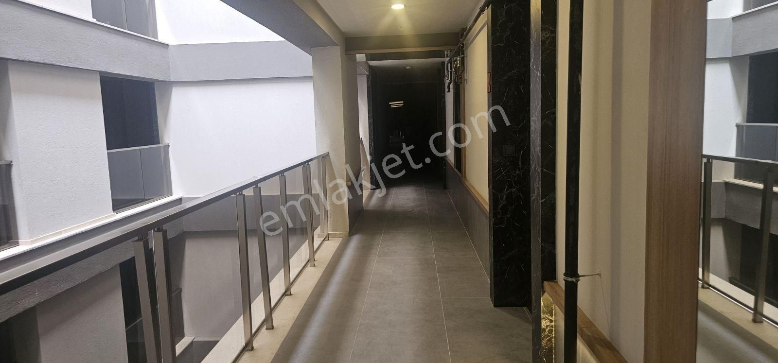 Sıfır Doğalgazlı Arakat 1+1 Ultra Lüks Kiralık - Görsel 12